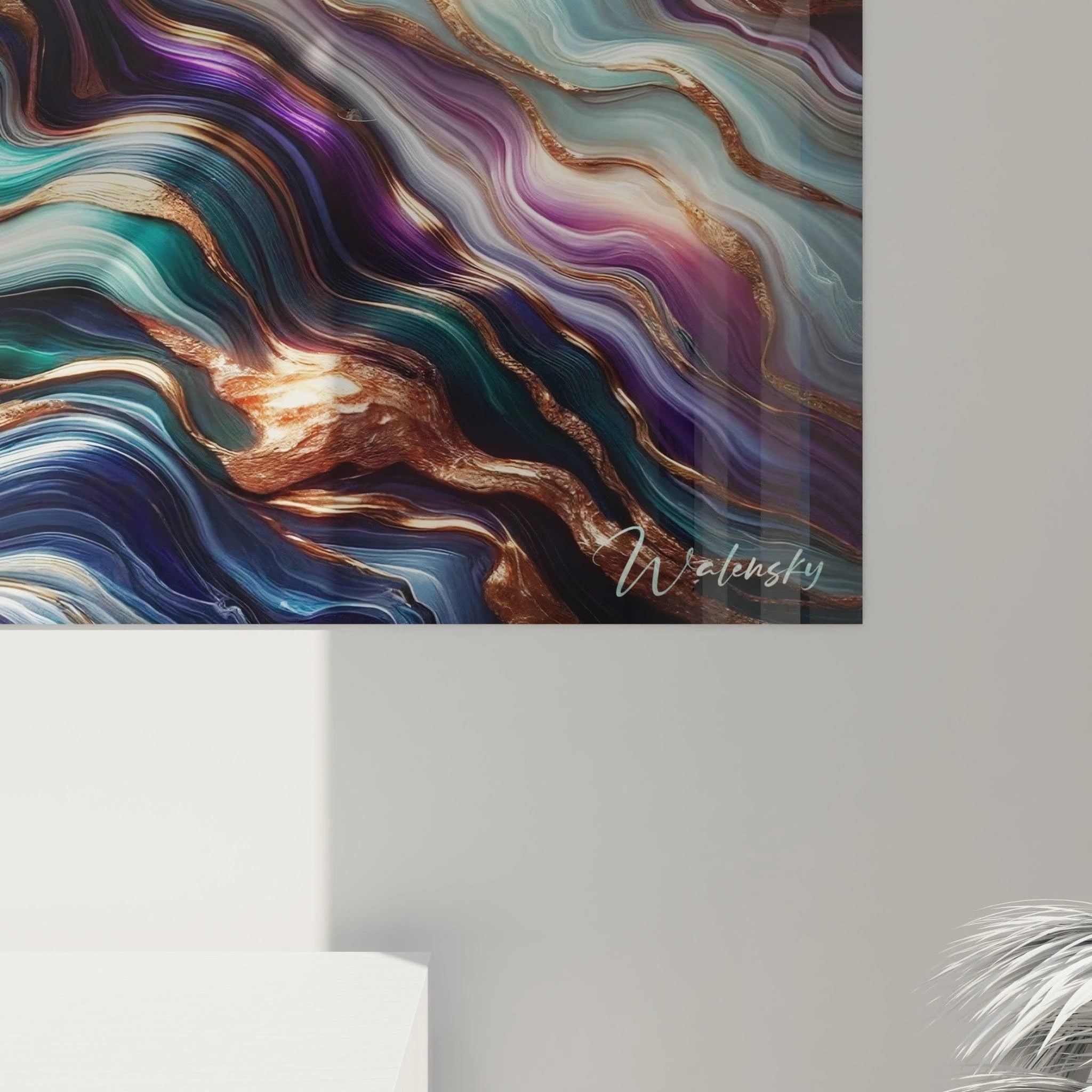Tableau abstrait présentant des flux marbrés aux veines métallisées. Gamme colorée de bleu outremer, vert d'eau, lilas et blanc opalescent avec réseau cuivré éclatant. Texture lisse rappelant des matières précieuses avec ondulations multidirectionnelles et lignes dorées. Motif organique de couches fluides entrelacées et failles brillantes évoquant une géologie imaginaire luxueuse.
