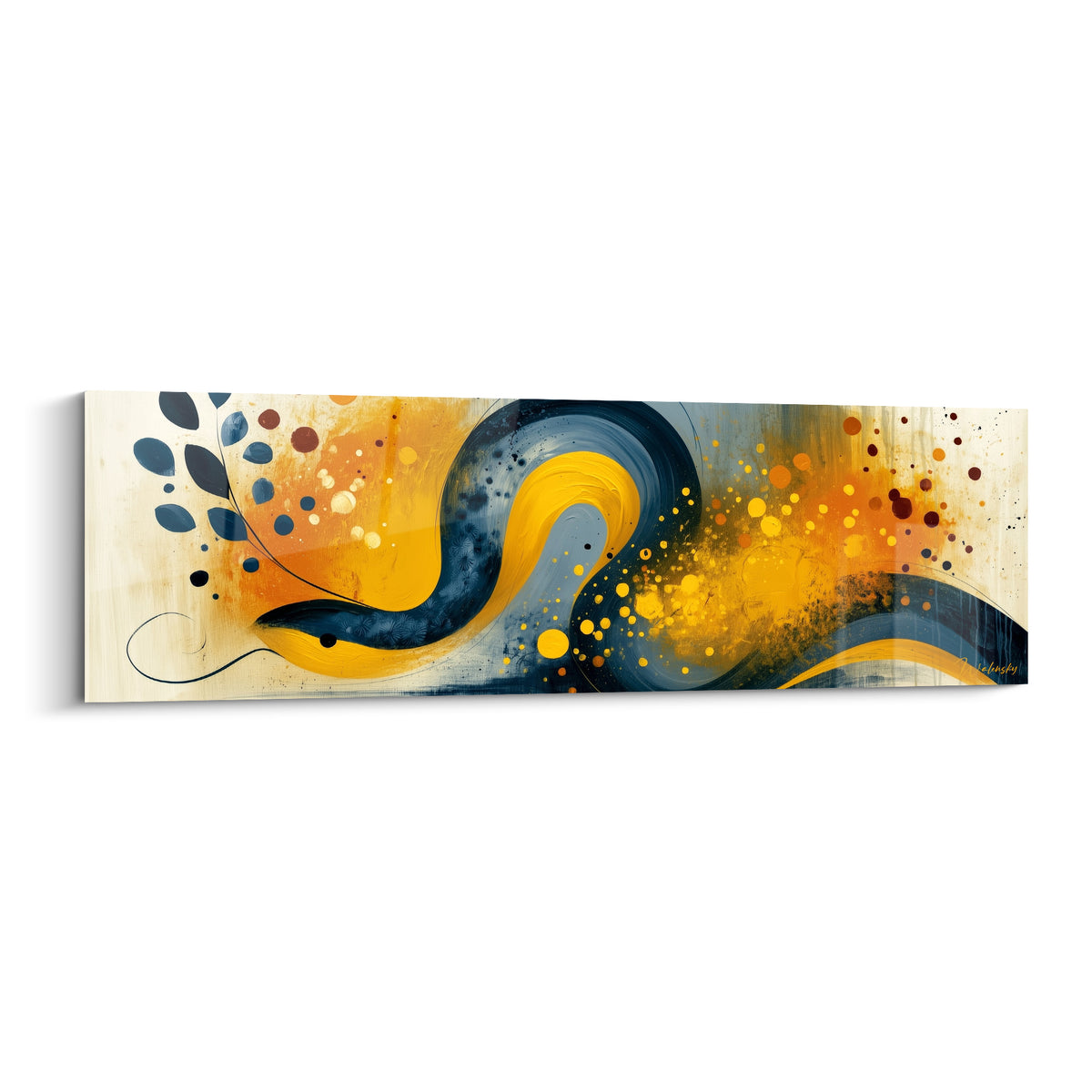 Serpent bleu marine ondulant, tourbillon jaune doré et éclats bordeaux sur fond crème texturé