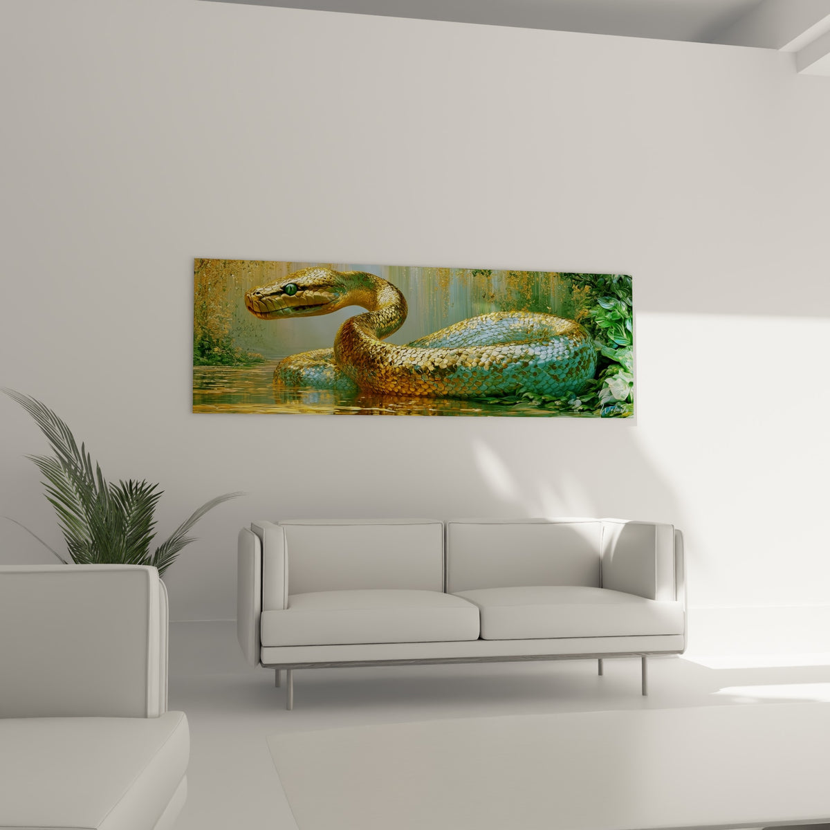 Reptile mythique aux teintes ocre et bleu pastel suspendu au-dessus d'un canapé dans un salon lumineux