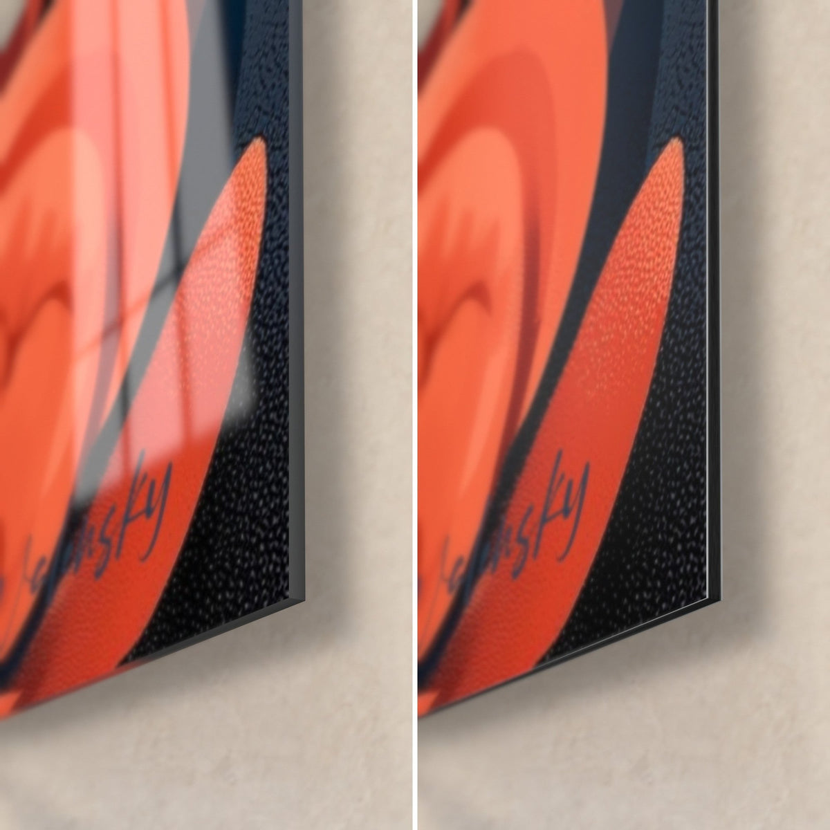 Quadro serpente terracotta, angolo in basso a destra: vetro acrilico lucido a sinistra, alluminio Dibond nero opaco a destra, spessore 3 mm