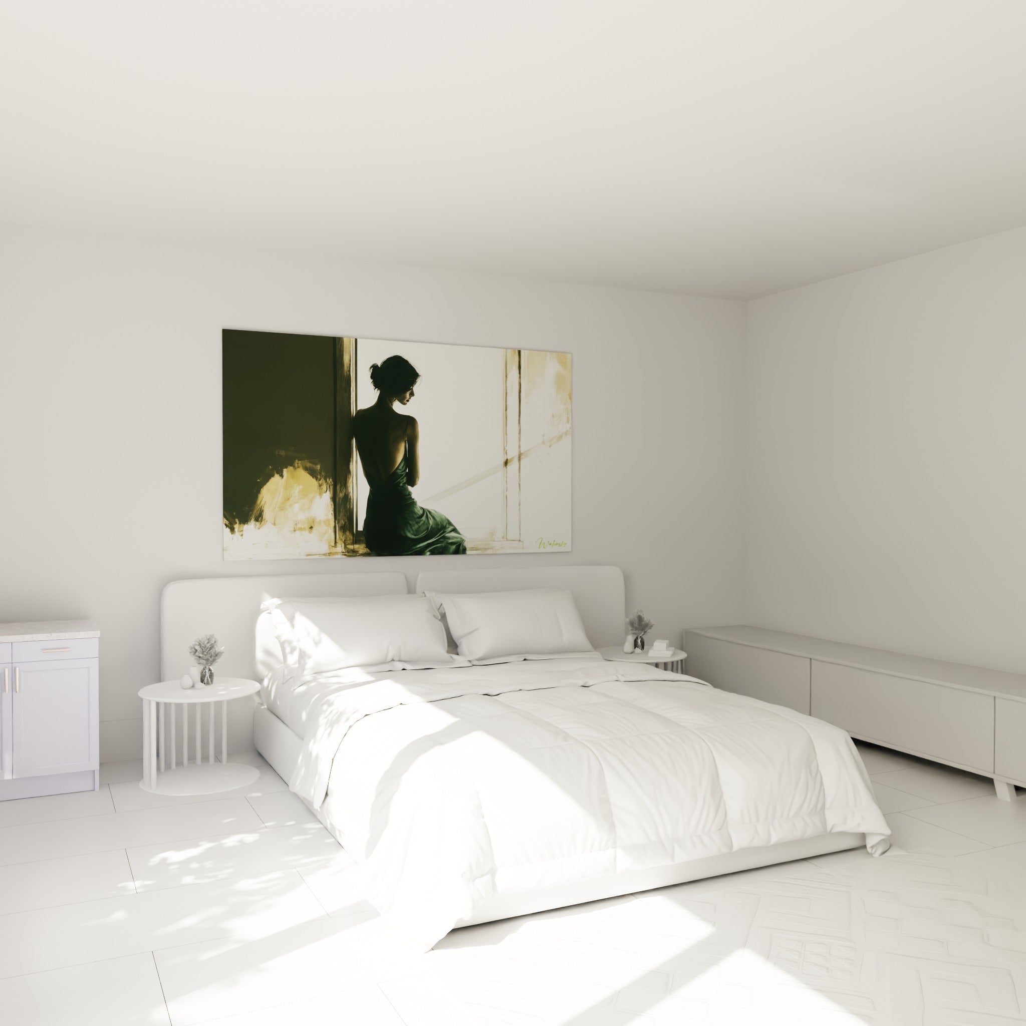 Femme au dos nu vêtue de vert et d'or contemplant la lumière, au-dessus d'un lit dans une chambre claire
