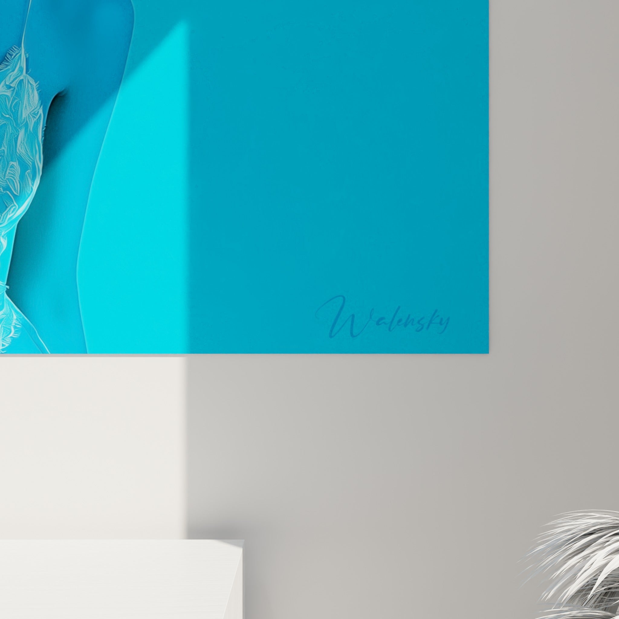 Détail des textures peintes en bleu cyan et rose fuchsia, grain visible de la dentelle et des éclaboussures colorées