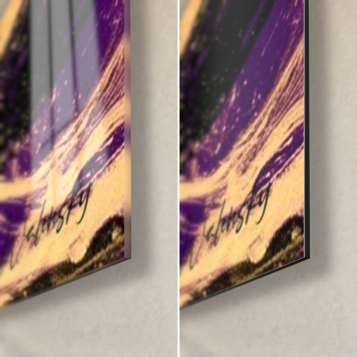 Cuadro de una cascada de espuma dorada sobre violeta profundo, esquina inferior derecha de vidrio brillante y aluminio Dibond mate, grosor de 3 mm