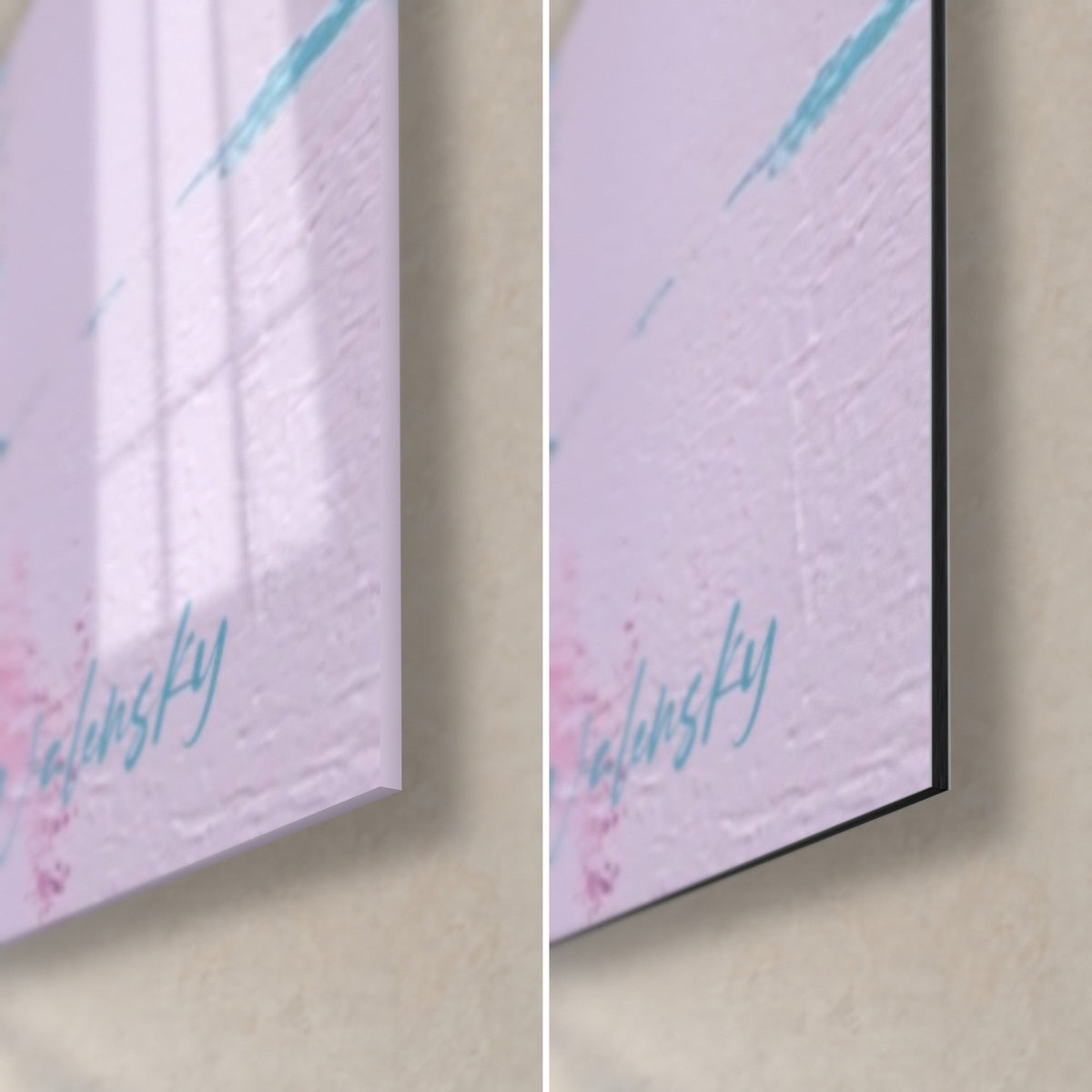 Quadro dea in pasta spessa, angolo in basso a destra rosa pallido e firma blu, vetro lucido su Dibond nero opaco
