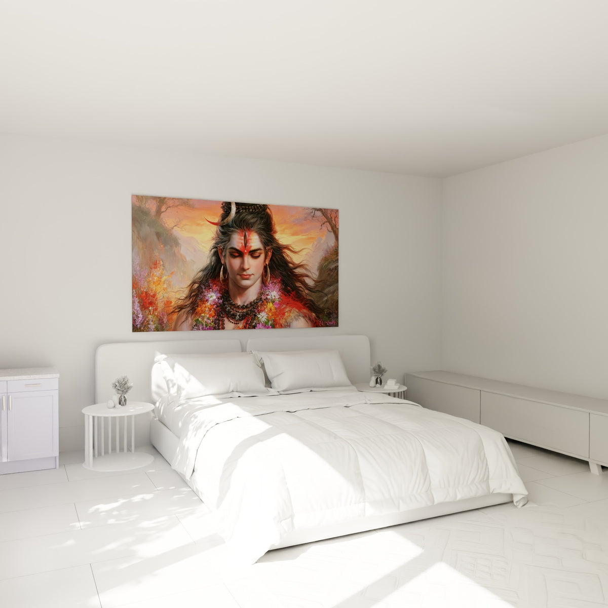 Shiva paisible aux tons ocre et pourpre, accroché au-dessus d'un lit dans une chambre claire