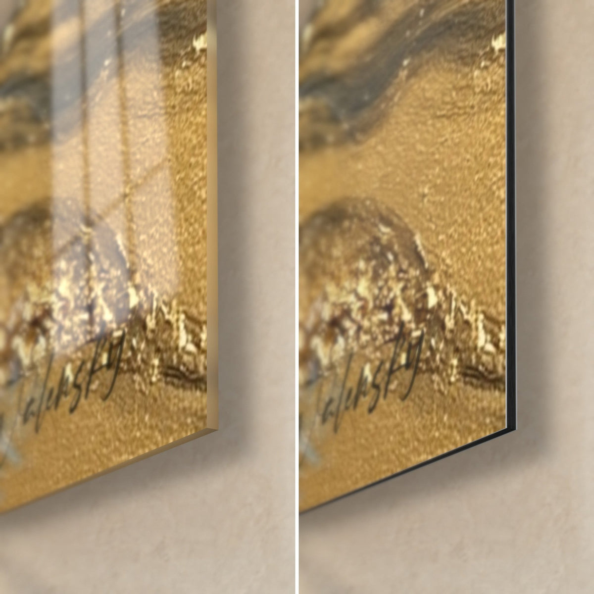 Wall art goddess with golden eyelids, bottom right corner: glossy acrylic glass on the left, matte Dibond aluminium on the right, 3 mm edge and signature