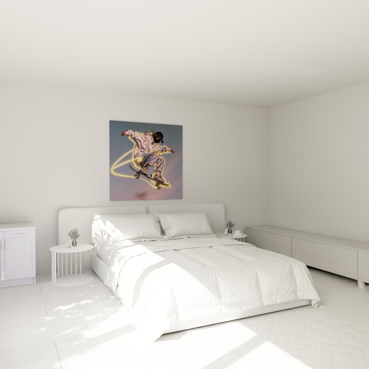 Sportif en sweat clair réalisant un saut doré et anthracite, au-dessus d'un lit dans une chambre claire
