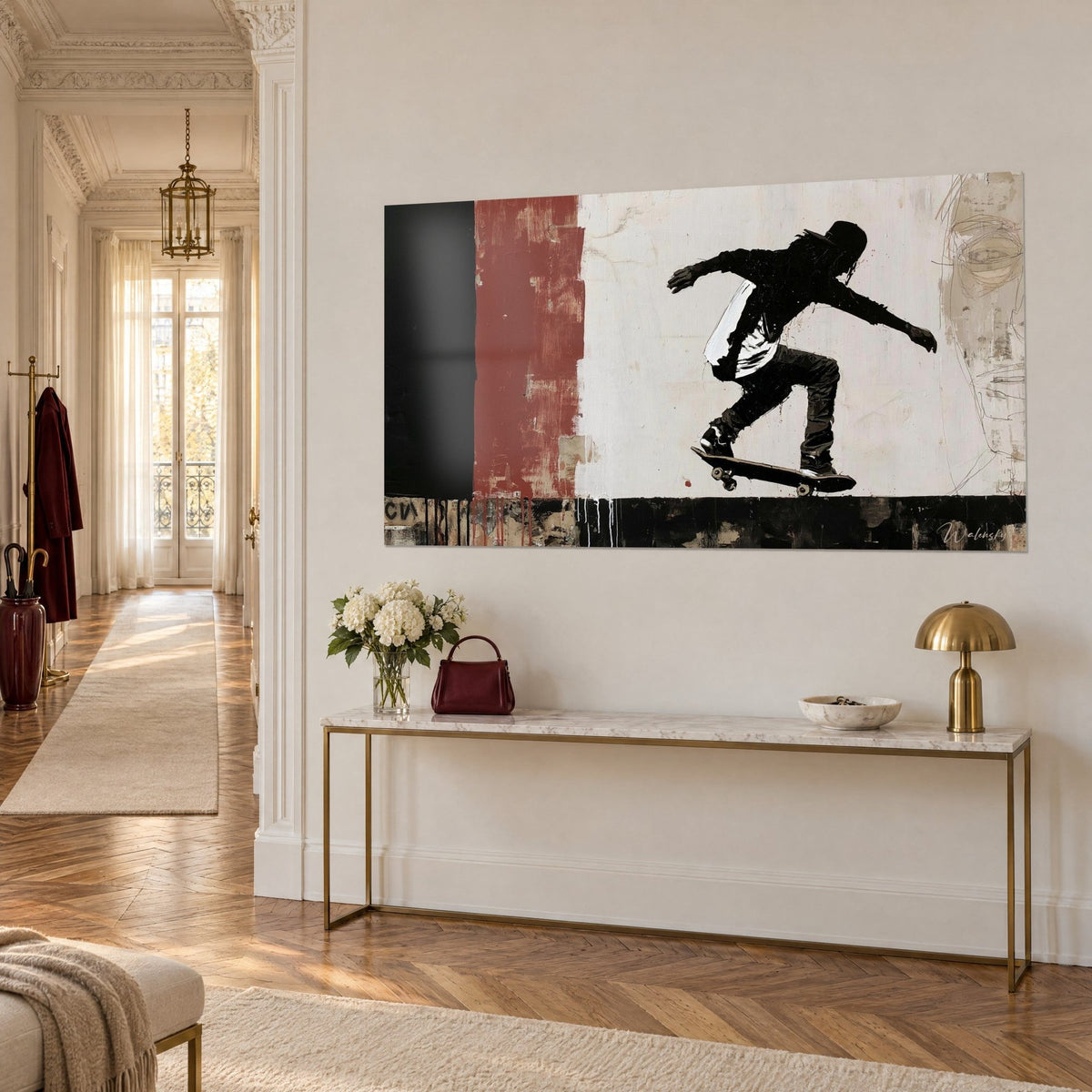 Tableau planchiste en plein vol, bras écartés, bandeau rouge brique et noir mat, sur une console dorée, couloir haussmannien