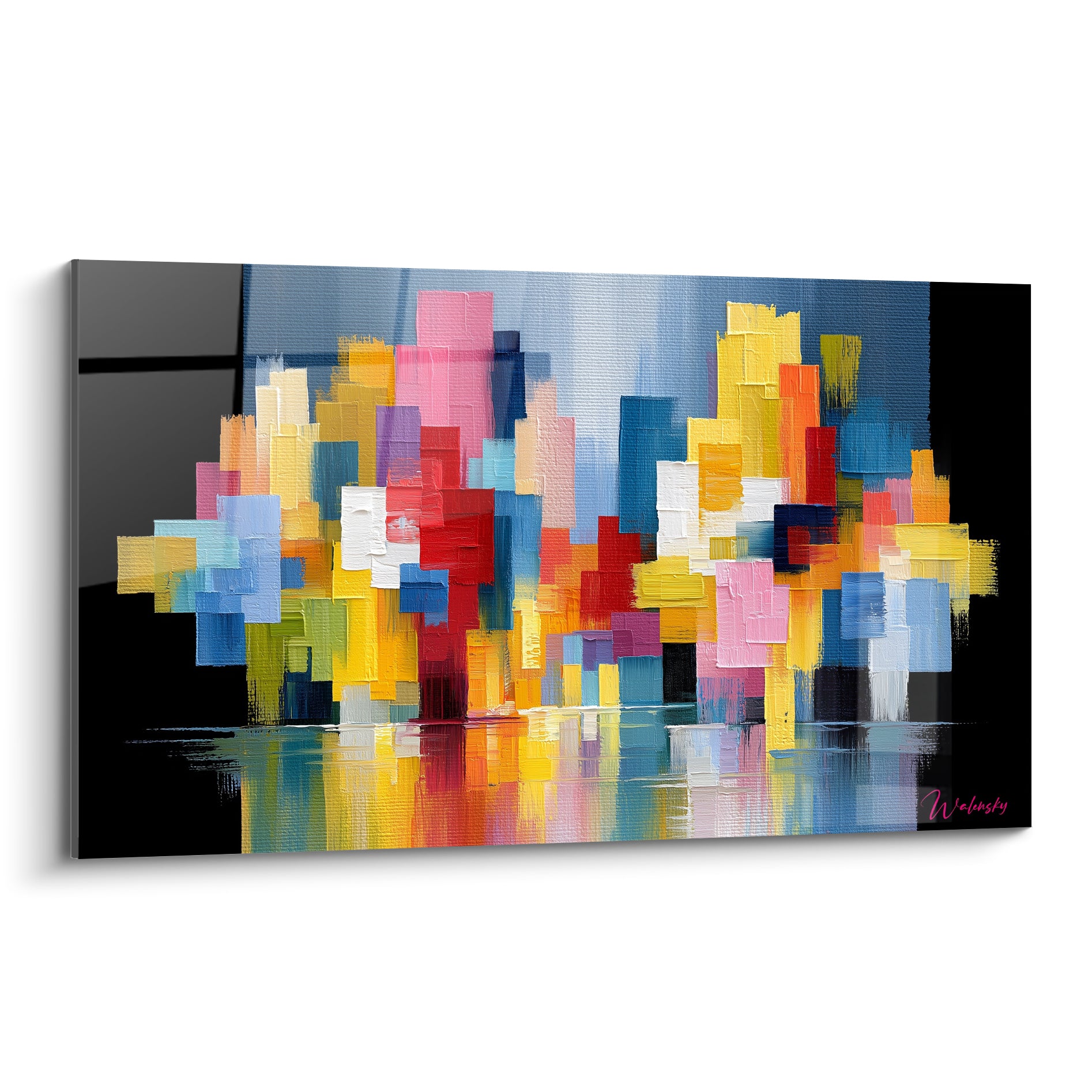 Skyline abstraite aux blocs jaune et rose reflétés sur eau bleu marine, bordures noires