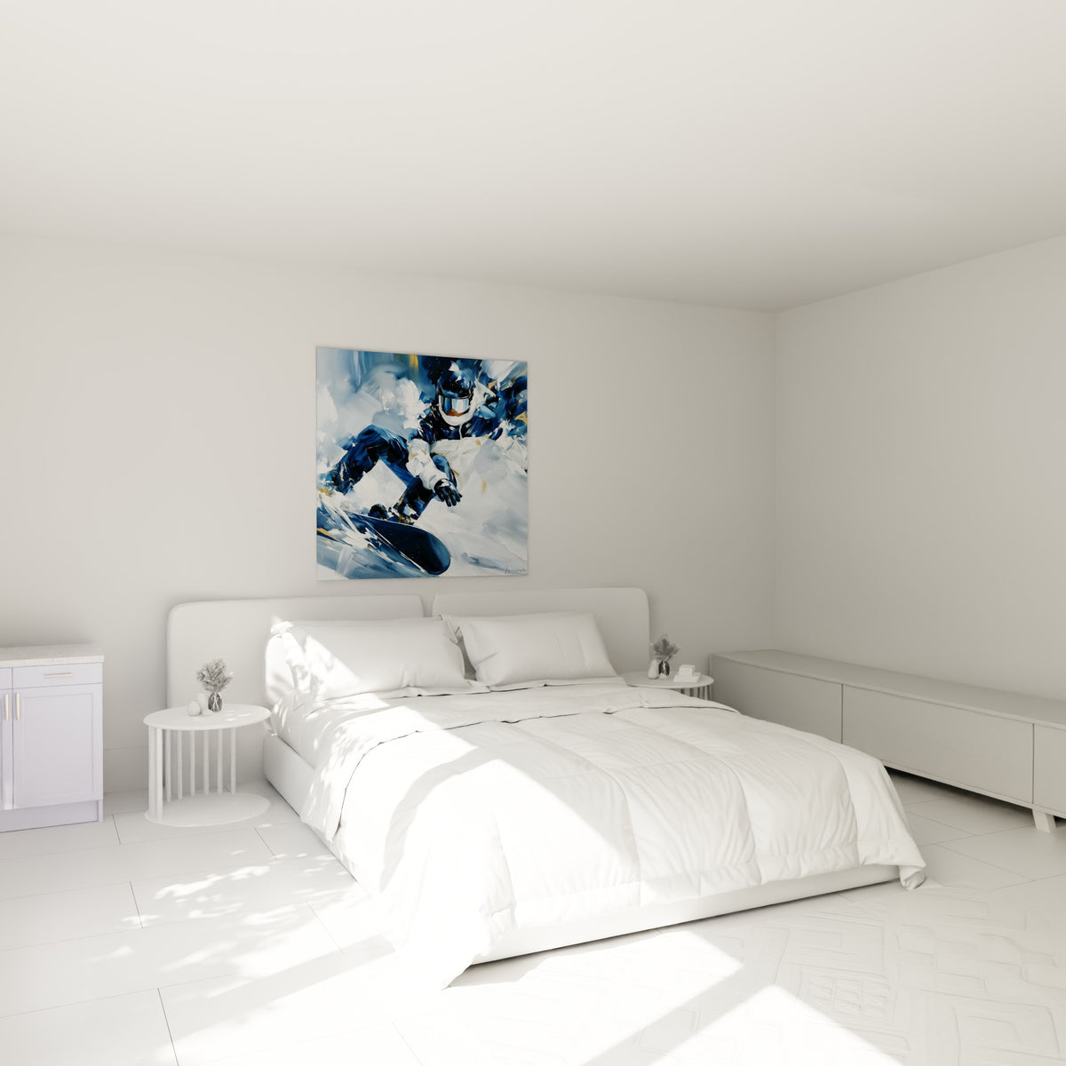 Rider bleu marine casque miroité penché en virage, tableau accroché au-dessus d'un lit dans une chambre claire