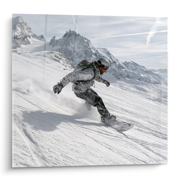 Tableau Snowboardeur blanc et gris en descente - Vitesse sur la poudreuse - Edition Snowboard