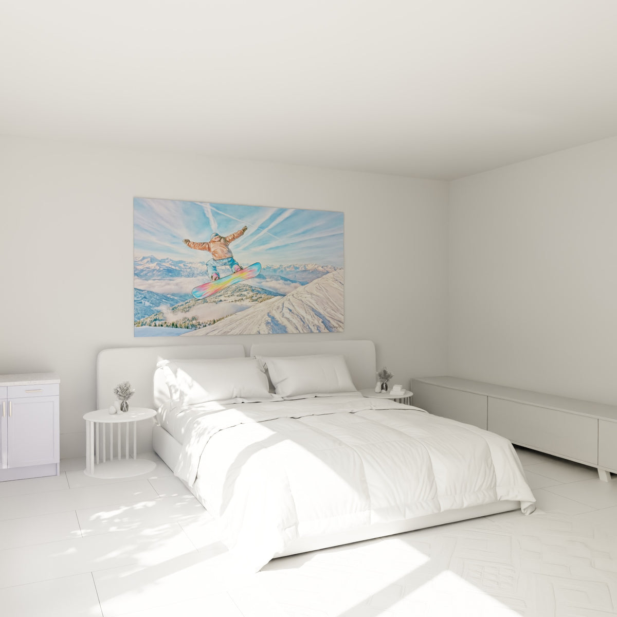 Rider en plein envol, planche multicolore et sommets enneigés, au-dessus d'un lit dans une chambre claire