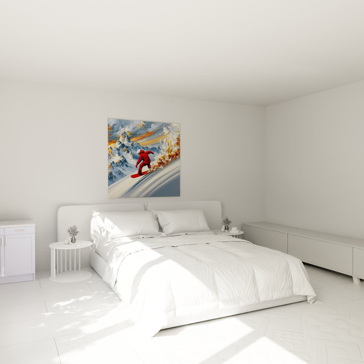 Rider en combinaison rouge fendant la neige dorée, tableau accroché au-dessus d'un lit dans une chambre claire