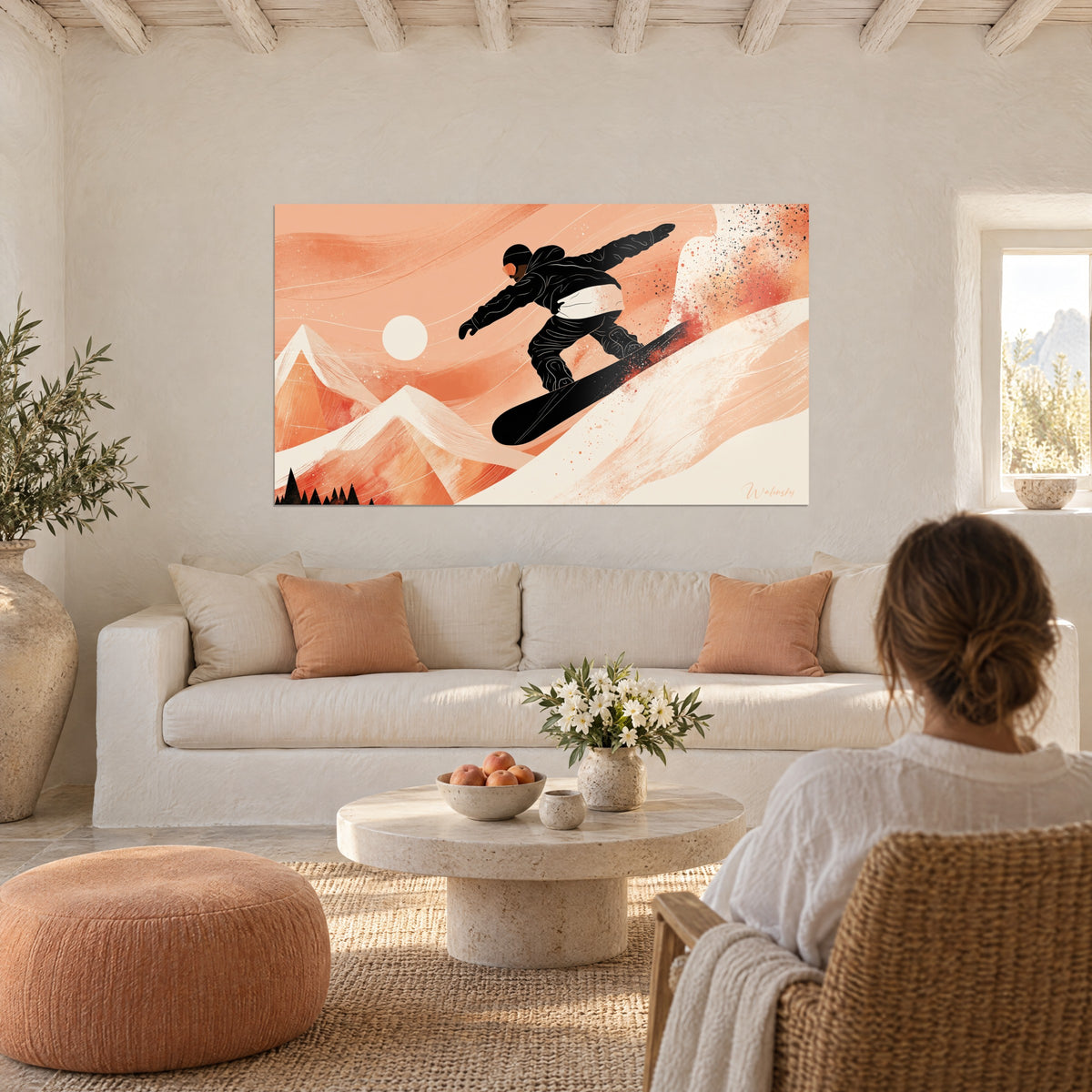 Rider en silhouette noire sur planche, tons terracotta et ocre, au-dessus d'un lit dans une chambre claire
