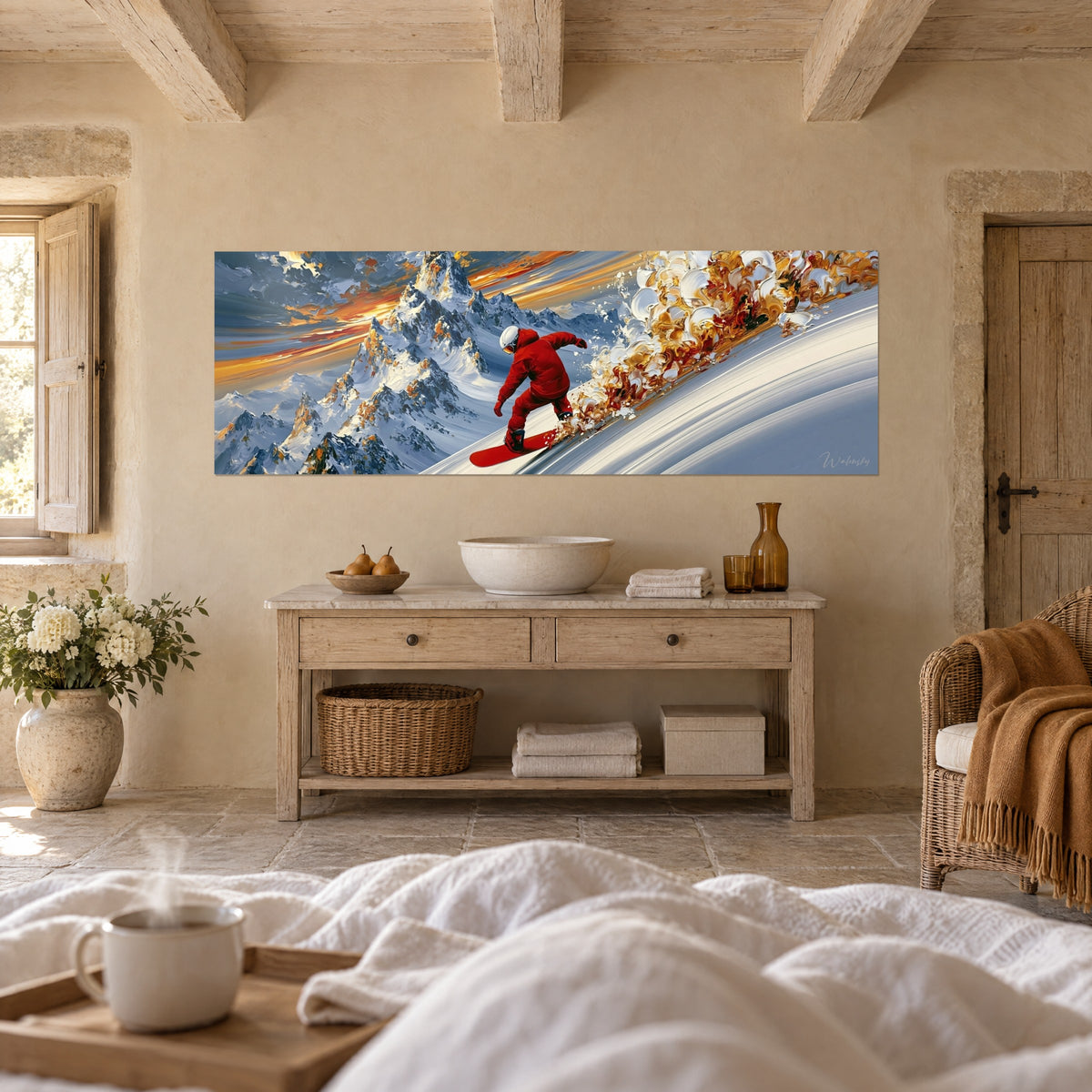 Schilderij van een rider in het rood op een gebogen zilvergrijze helling, gouden verfspatten, gestreepte oranje lucht, boven een bed in een lichte slaapkamer