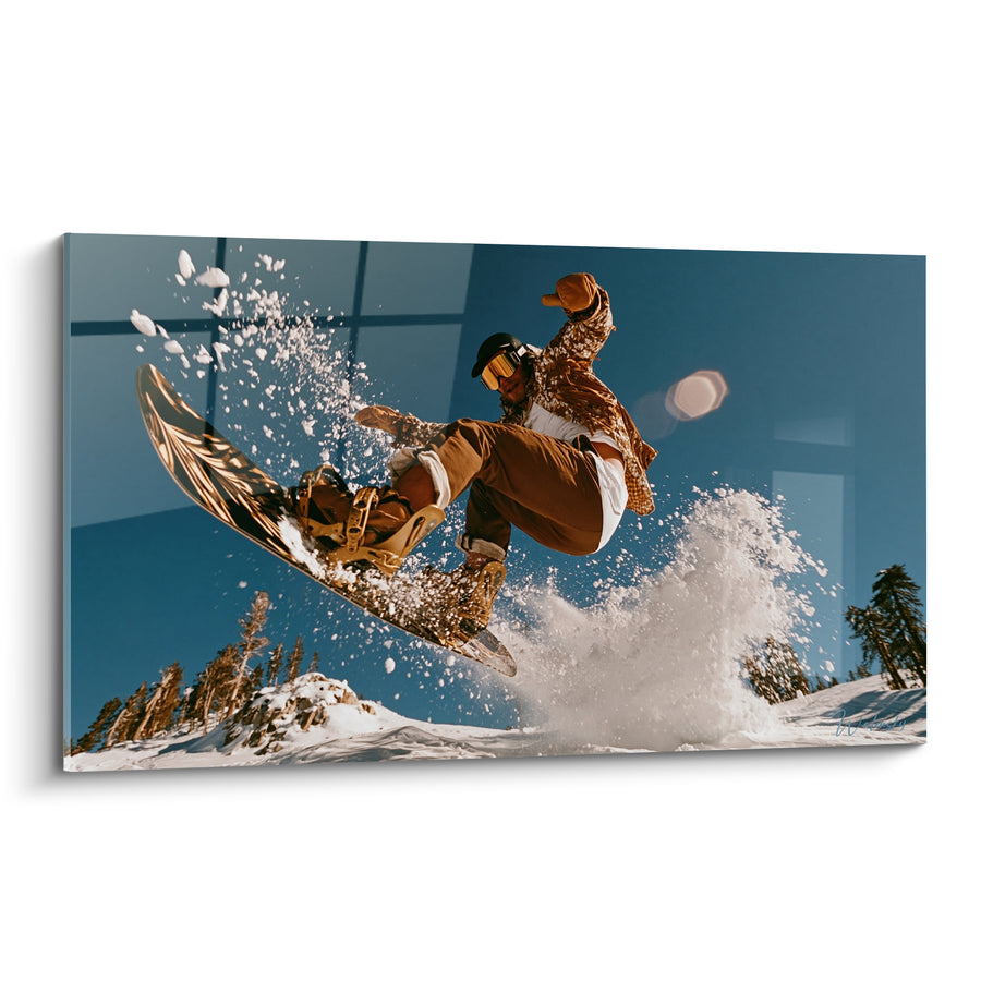 Tableau Snowboardeur brun et bleu près des sapins - Reflet solaire diffus - Edition Snowboard
