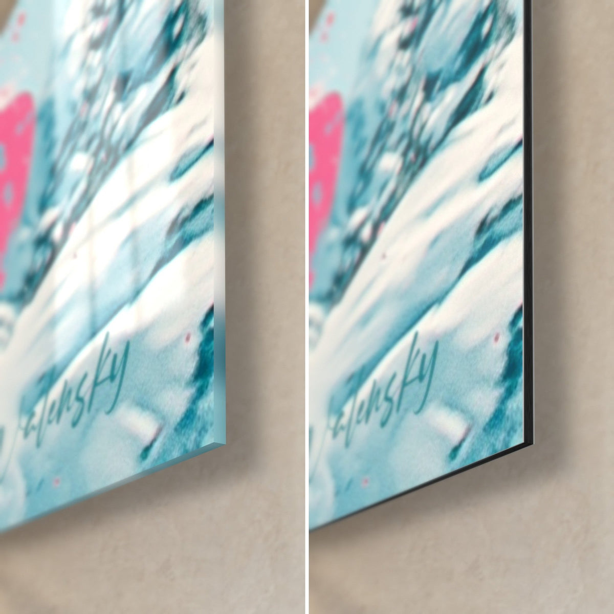 Gemälde einer Snowboarderin in rosa und türkisfarbenem Anzug, untere rechte Ecke, glänzendes Glas links, mattschwarzes Dibond rechts, 3 mm Kante