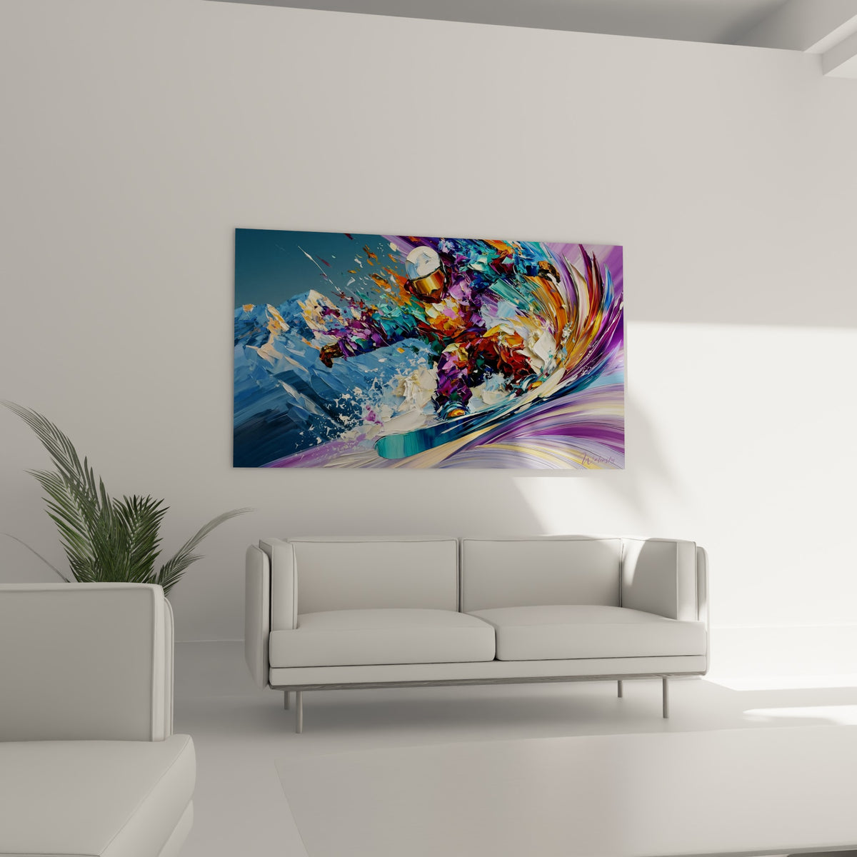 Virage tourbillonnant en bleu turquoise et mauve accroché au-dessus d'un canapé dans un salon lumineux