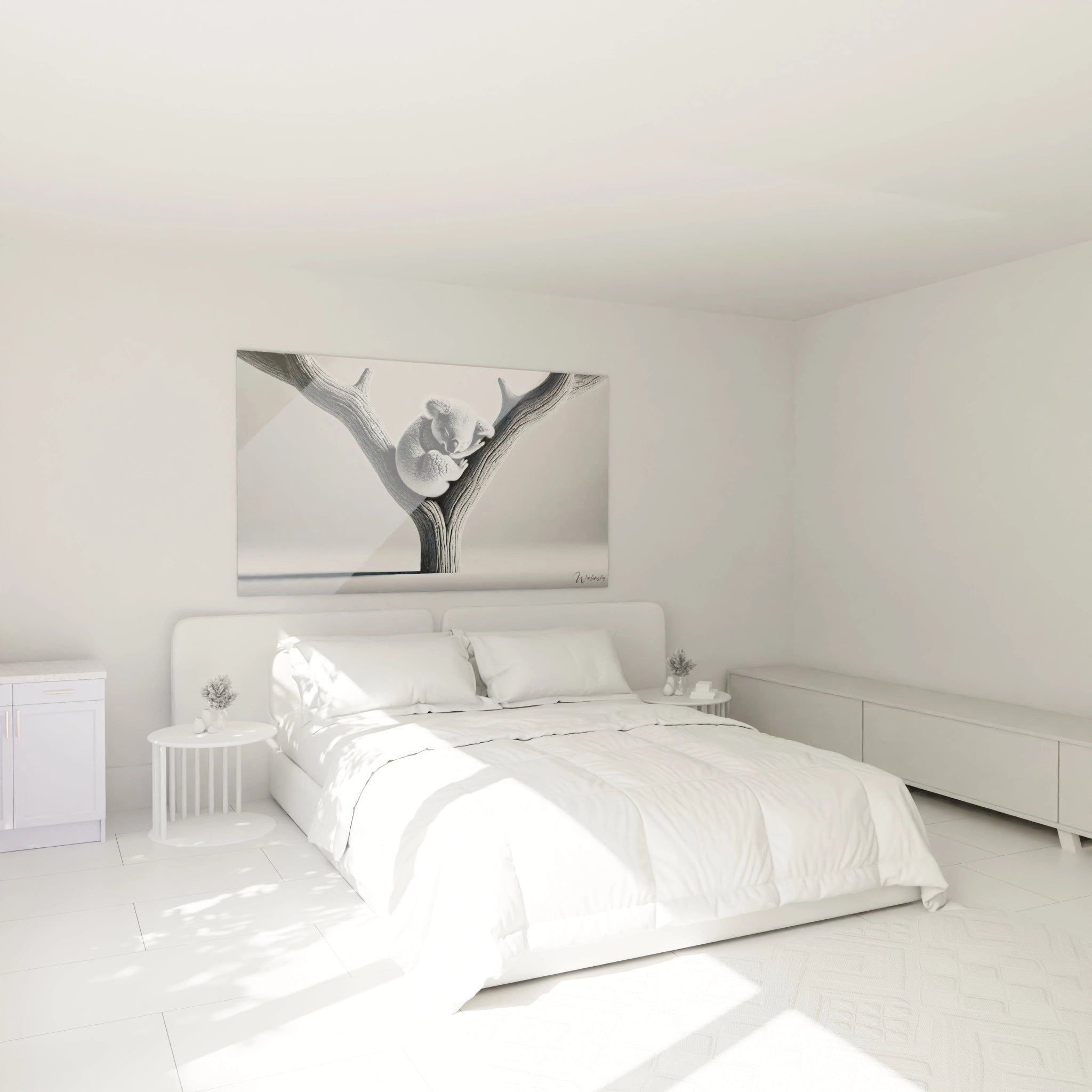 Accroché au-dessus du lit, ce tableau koala ajoute une touche de douceur et de calme dans votre chambre. Les nuances de gris et blanc s'harmonisent parfaitement avec un intérieur moderne et minimaliste.

