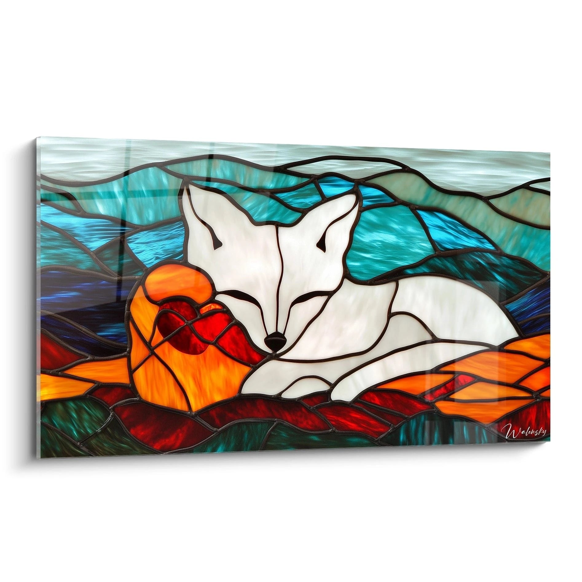 Un tableau renard vitraux représentant un renard blanc endormi sur un fond de segments colorés turquoise, orange et rouge, avec des bordures noires définissant chaque élément dans un style art décoratif traditionnel.
