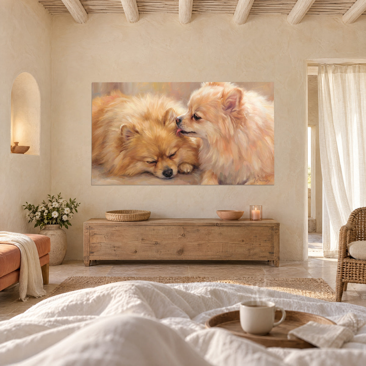 Cuadro de dúo de pequeños pomerania caramelo y beige, hocicos tiernos y ojos cerrados, encima de una cama en un dormitorio luminoso