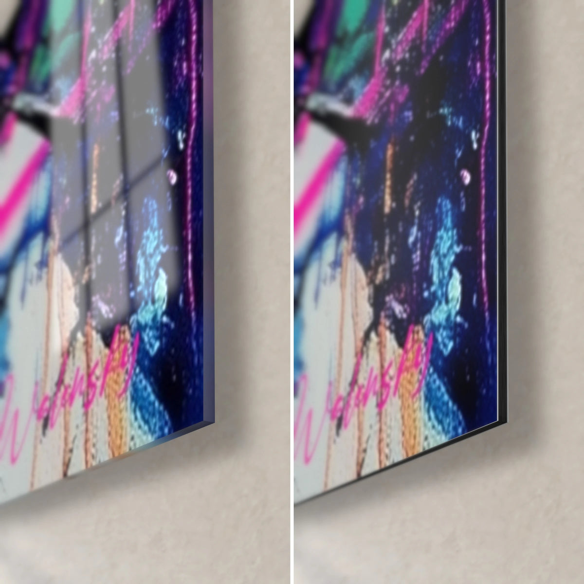 Cuadro abstracto en azul noche y fucsia, esquina inferior derecha, reflejos del cristal y canto mate de Dibond de 3 mm