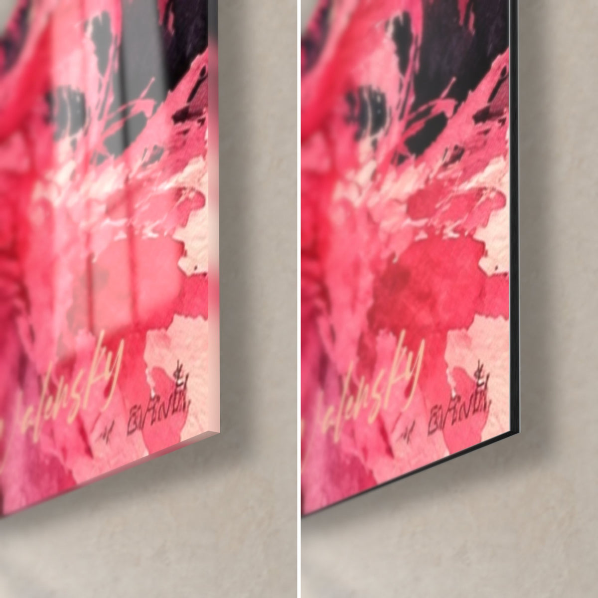 Tableau diva au boa framboise, coin bas droit : verre acrylique brillant et Dibond mat, rose vif, noir, tranche de 3 mm