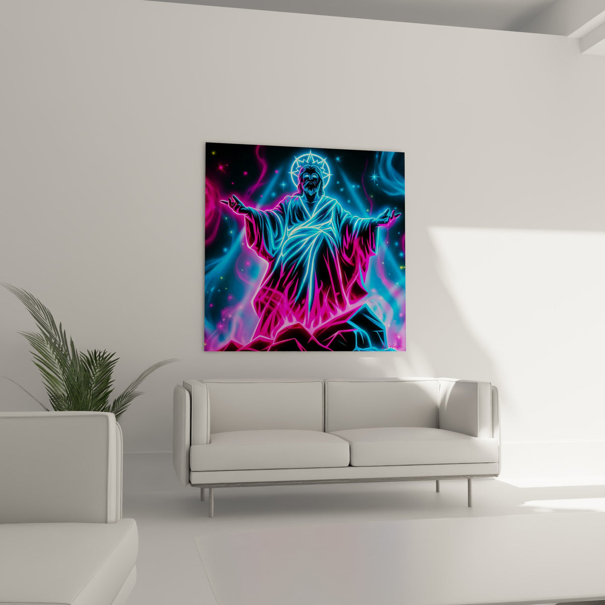Silhouette sacrée aux teintes cyan et magenta placée au-dessus d'un canapé dans un salon lumineux