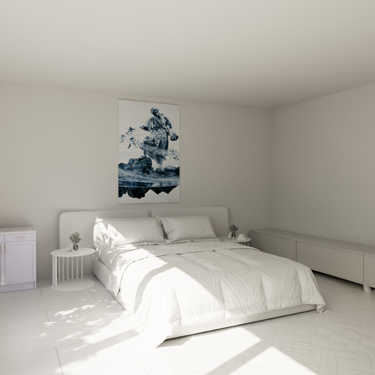 Silhouette antique blanche et anthracite en équilibre, accrochée au-dessus d'un lit dans une chambre claire