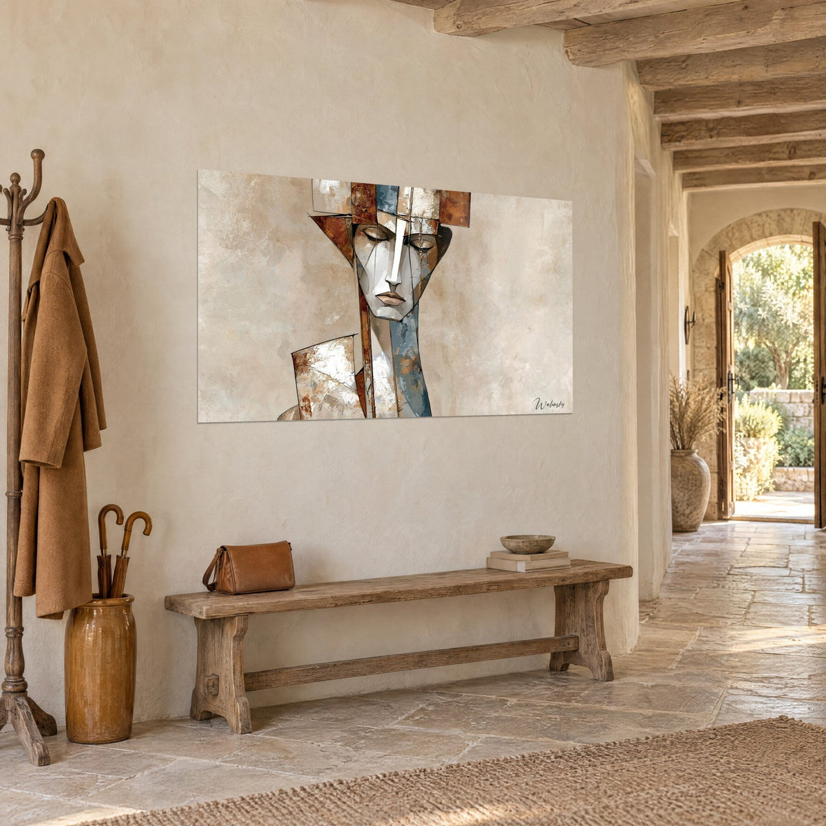 Quadro di un ritratto angoloso di statua, piani avorio e blu ardesia macchiati di ruggine, in un corridoio in pietra a volta