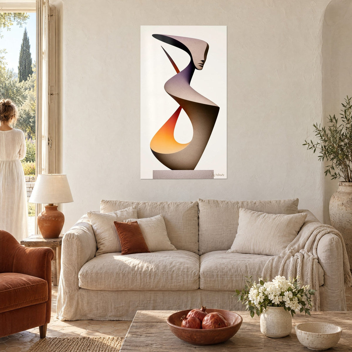 Tableau silhouette torsadée beige et orange, ruban sculptural sur fond crème, deux femmes de dos, au-dessus d'un canapé dans un salon lumineux