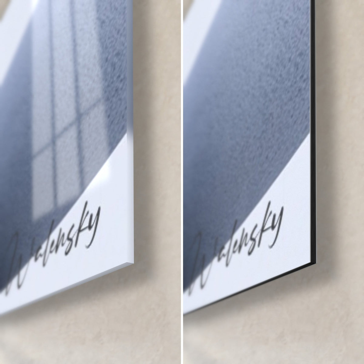 Wall art grey-blue statue head, bottom right corner: glossy acrylic glass on the left, matte black Dibond aluminium on the right, 3 mm edge