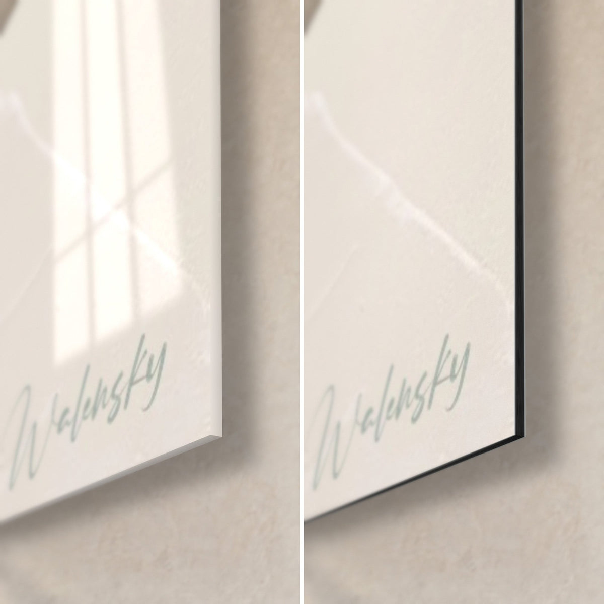 Tableau double visage gris, coin bas droit : verre acrylique brillant à gauche, alu Dibond blanc mat à droite, tranche de 3 mm