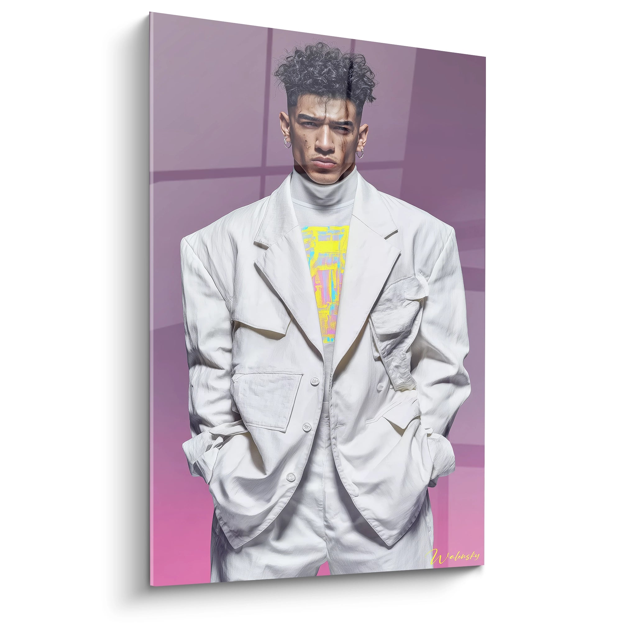 Tableau streetwear homme de Walensky représentant un modèle avec un costume blanc sur fond rose