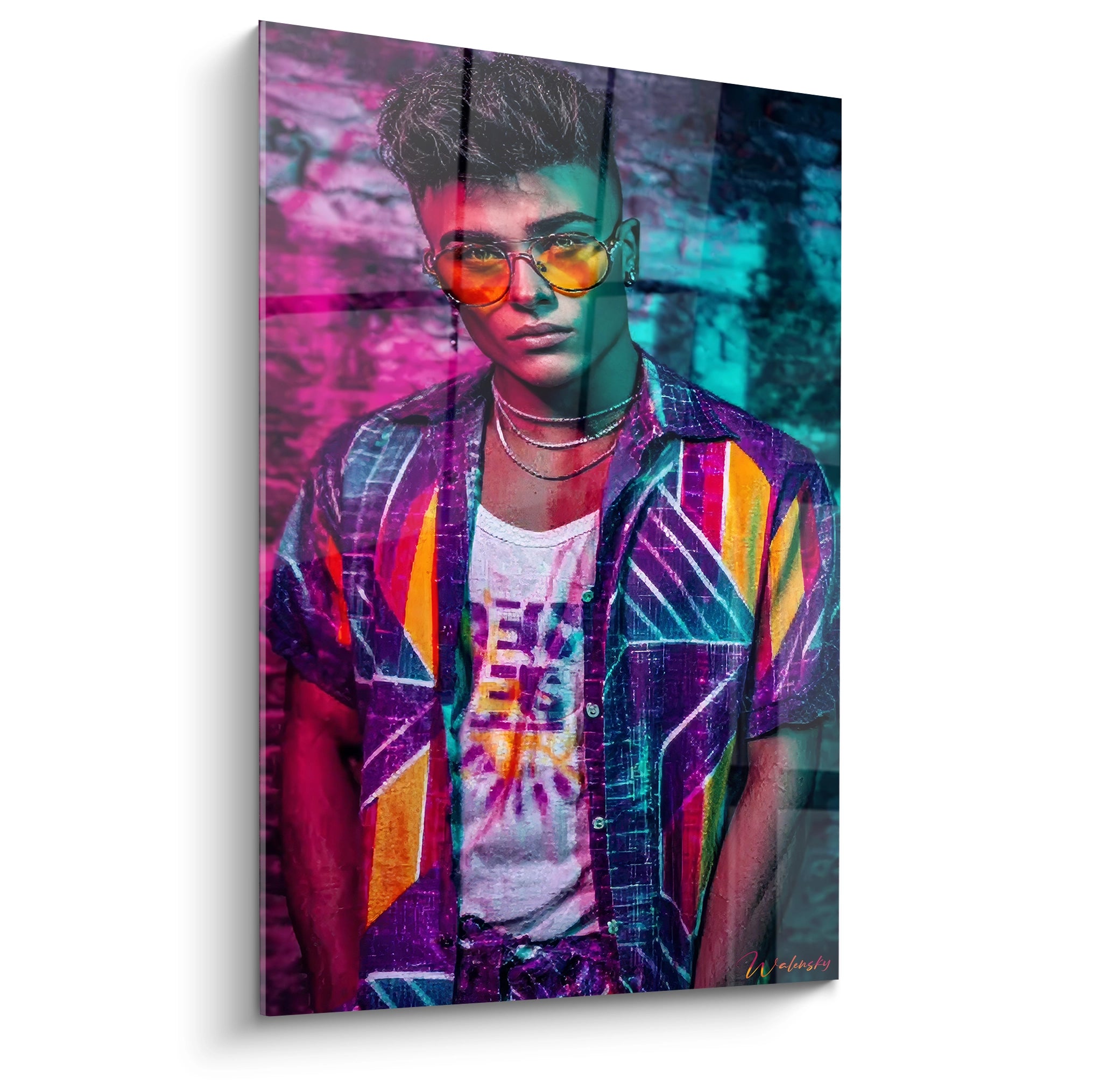 Tableau mural streetwear jeune urbain avec des couleurs vives et un modèle trendy en arrière-plan