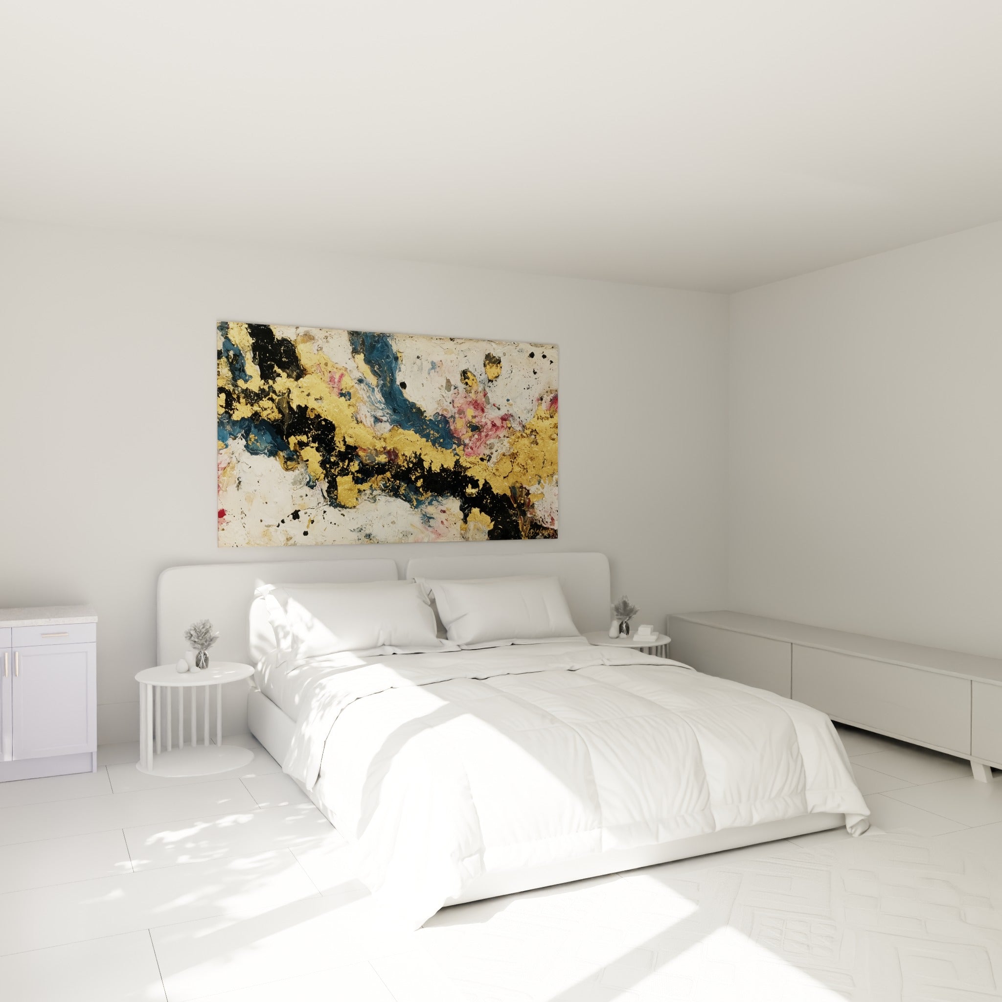 Éclaboussures noires et or fondu au-dessus d'un lit dans une chambre claire, style Peinture abstrait