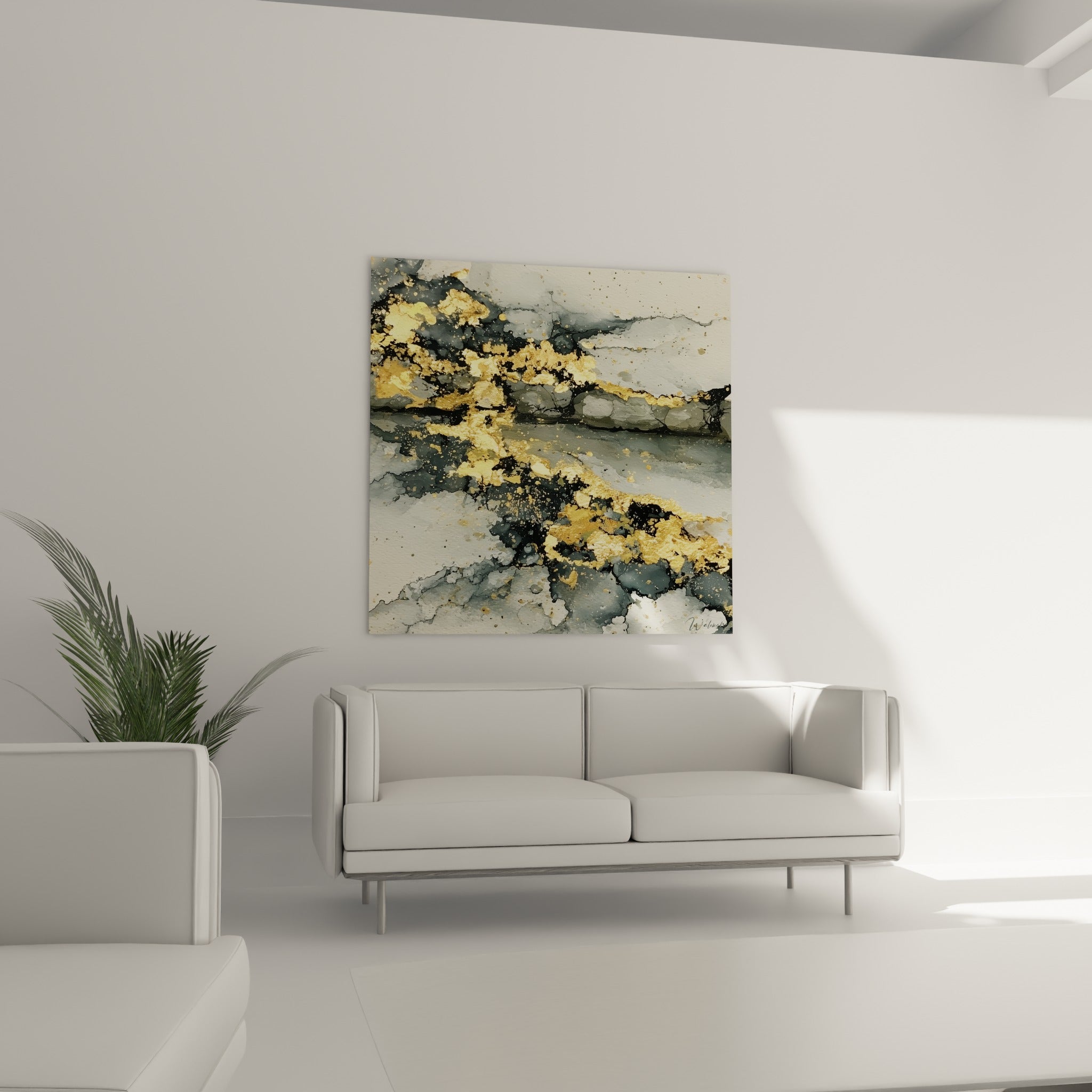 Coulée d'or et de gris anthracite disposée au-dessus d'un canapé dans un salon lumineux