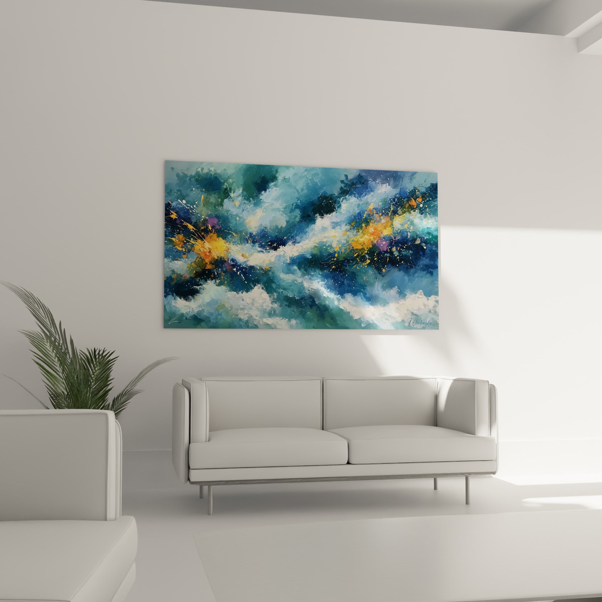 Tourbillon bleu profond et doré d'une vague peinte, placé au-dessus d'un canapé dans un salon lumineux