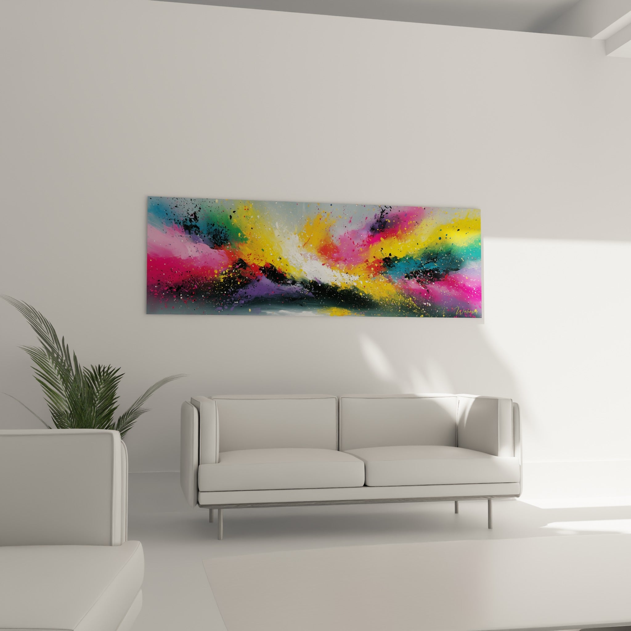 Déflagration jaune et violette du tableau style Peinture abstrait, au-dessus d'un canapé dans un salon lumineux
