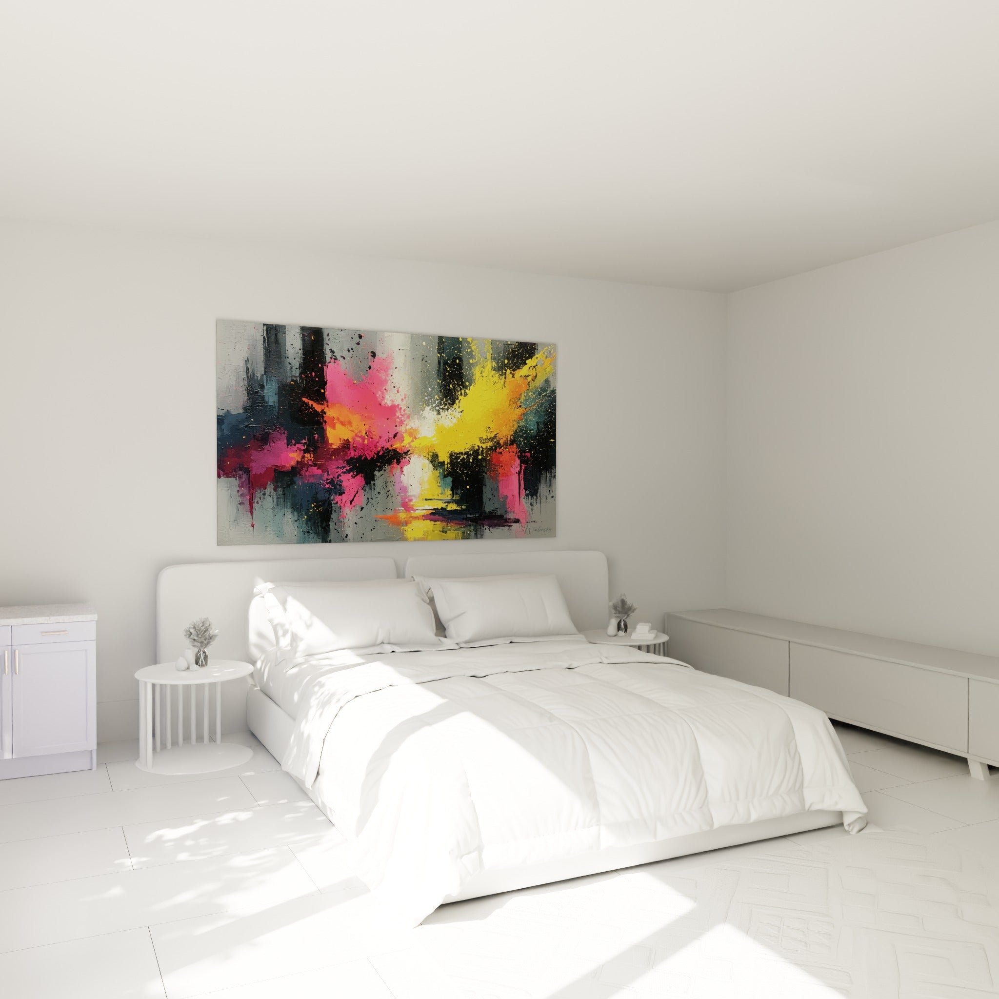 Éclaboussures roses et jaunes du style Peinture abstrait accrochées au-dessus d'un lit dans une chambre claire