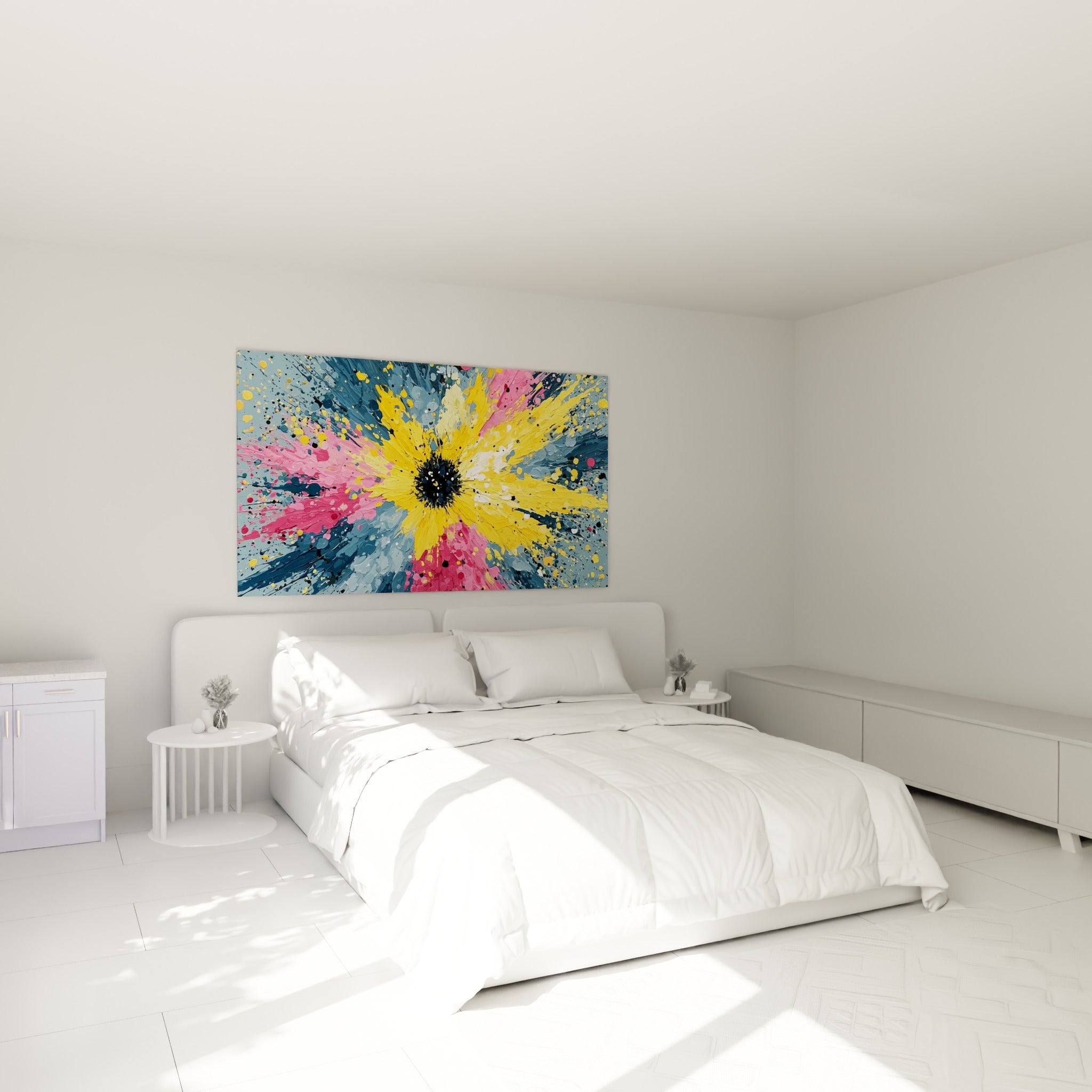 Éclats jaunes et roses en fusion picturale accrochés au-dessus d'un lit dans une chambre claire