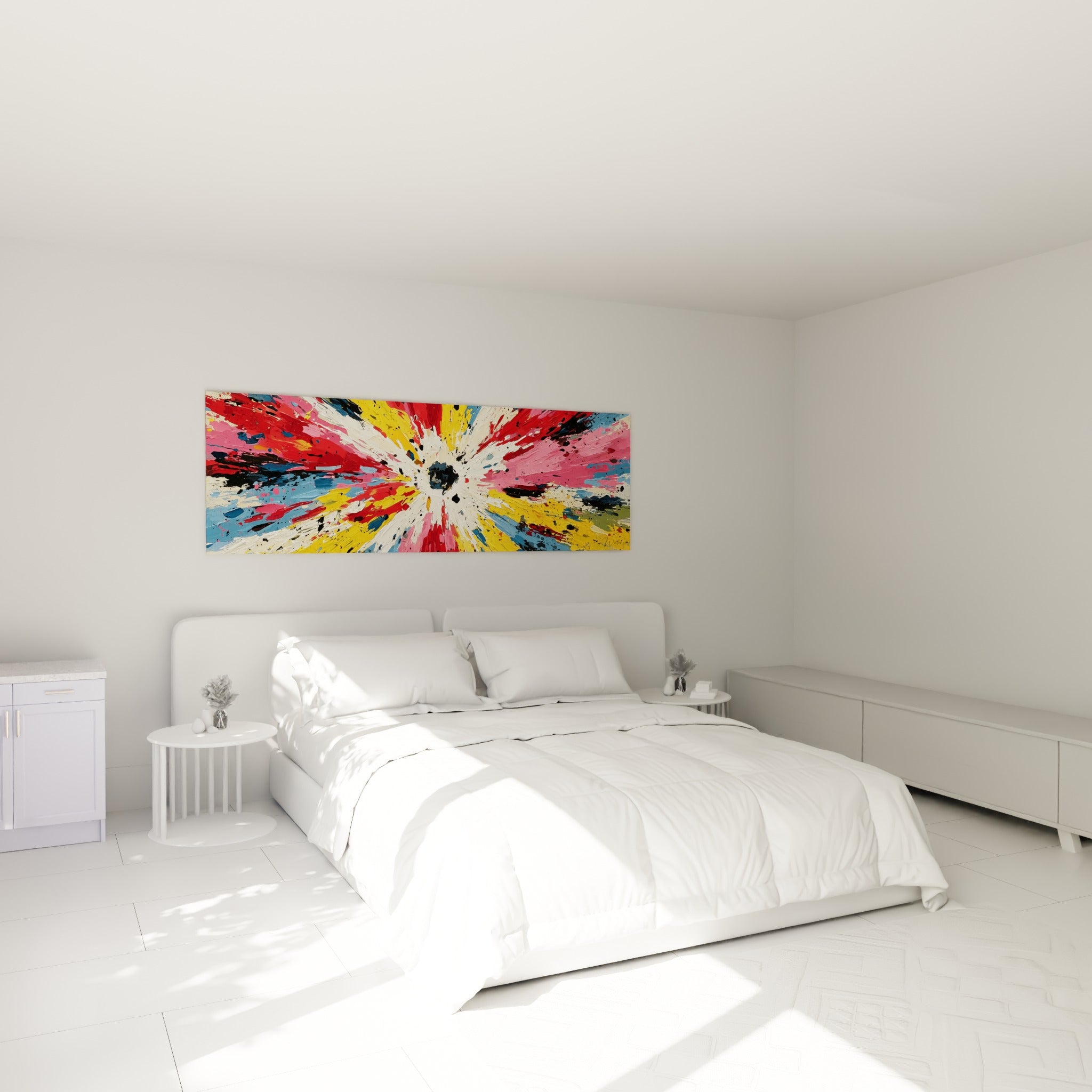Explosion picturale bleu pastel et rouge vif accrochée au-dessus d'un lit dans une chambre claire
