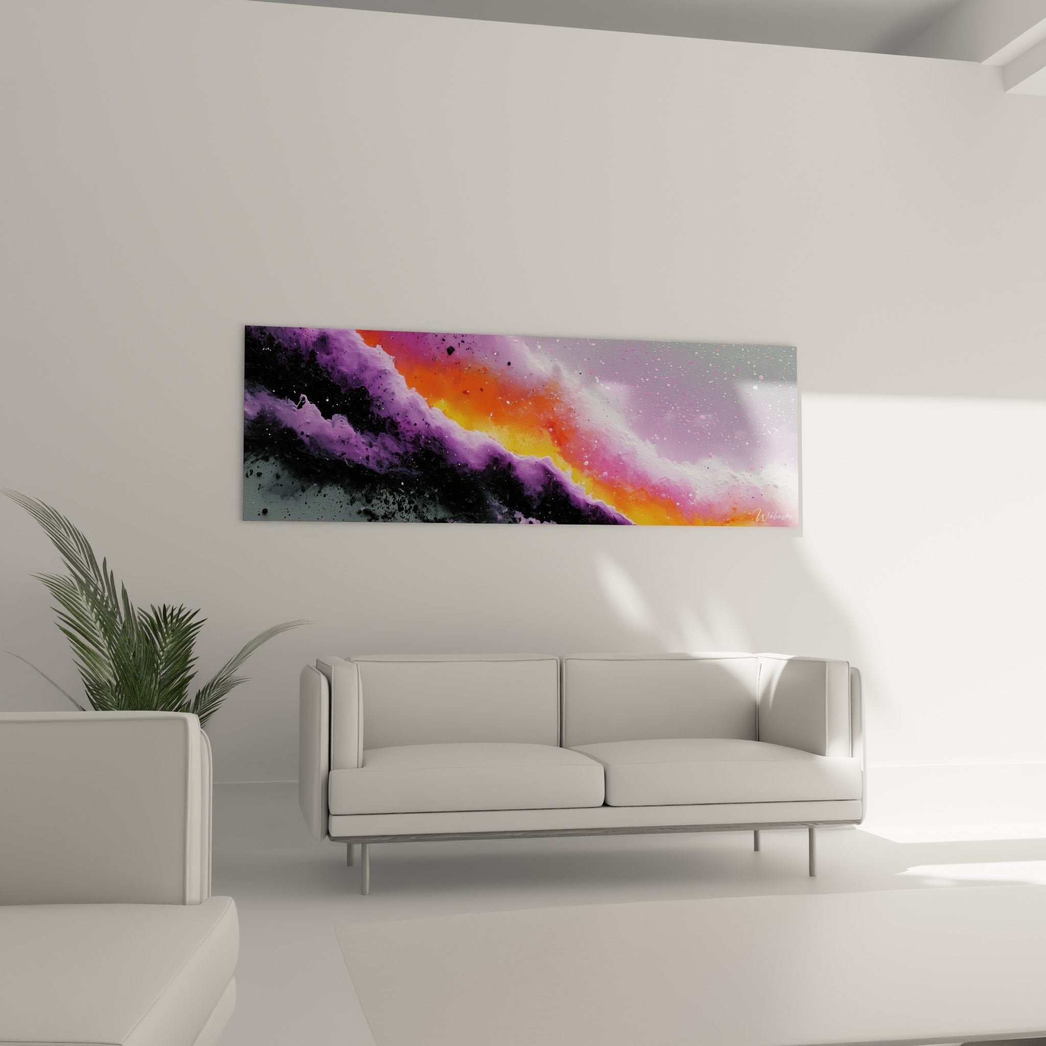 Explosion orange et violette en style Peinture abstrait, accrochée au-dessus d'un canapé dans un salon lumineux