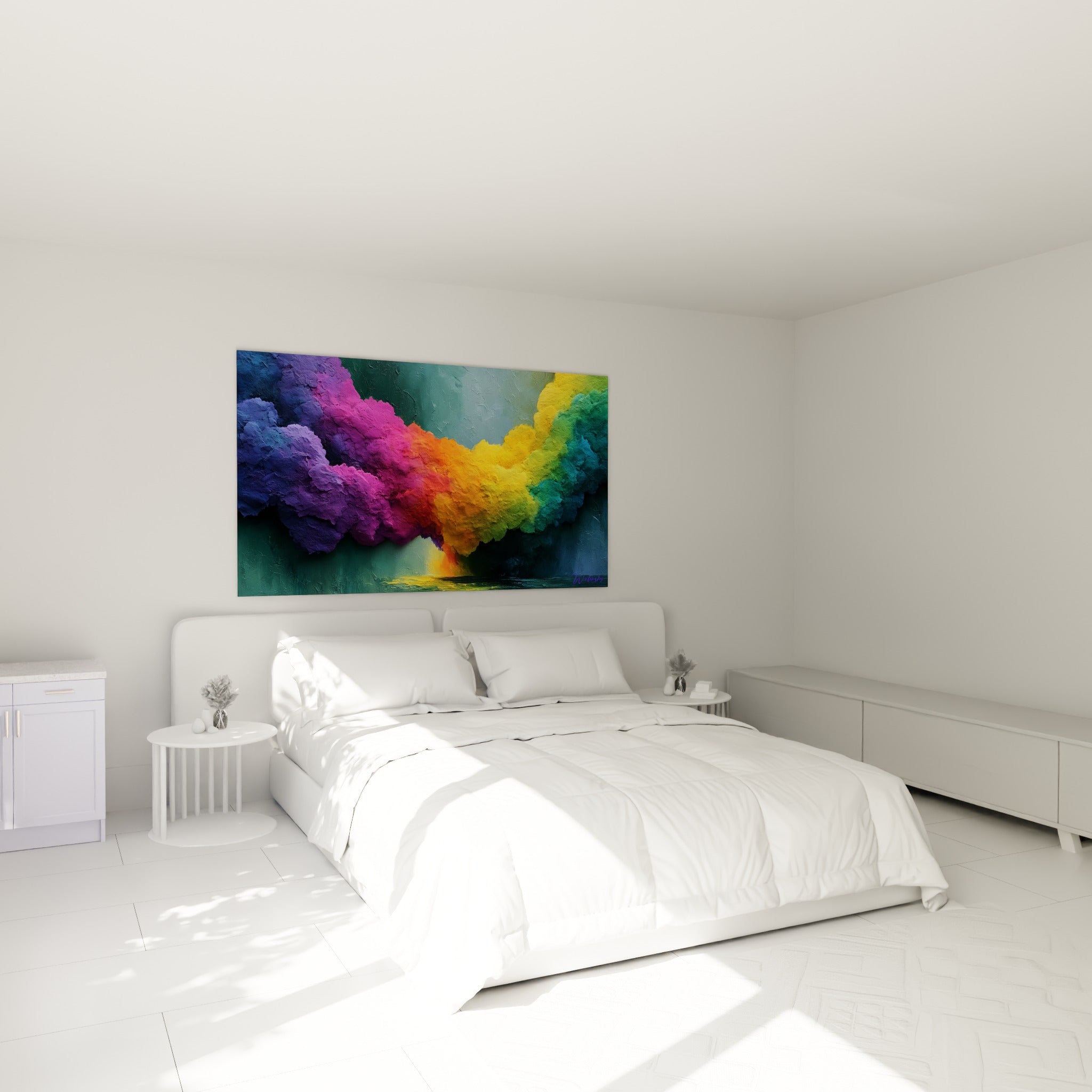 Explosion colorée violette et turquoise accrochée au-dessus d'un lit dans une chambre claire