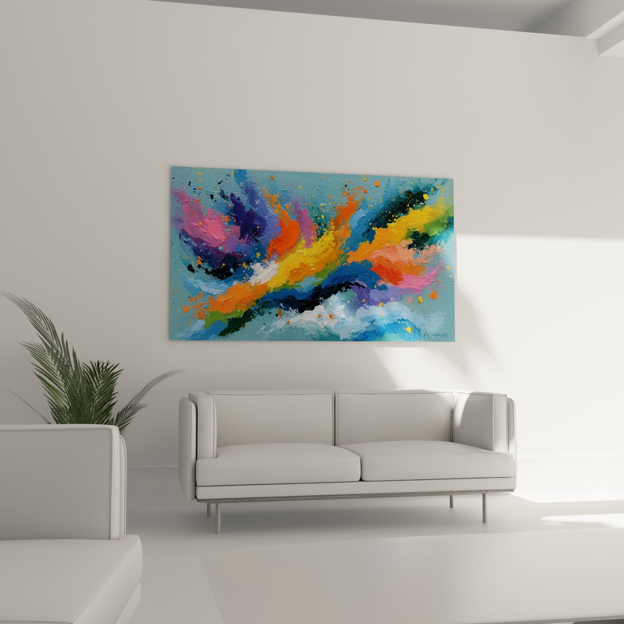 Vague picturale orange et violette en style Peinture abstrait au-dessus d'un canapé dans un salon lumineux