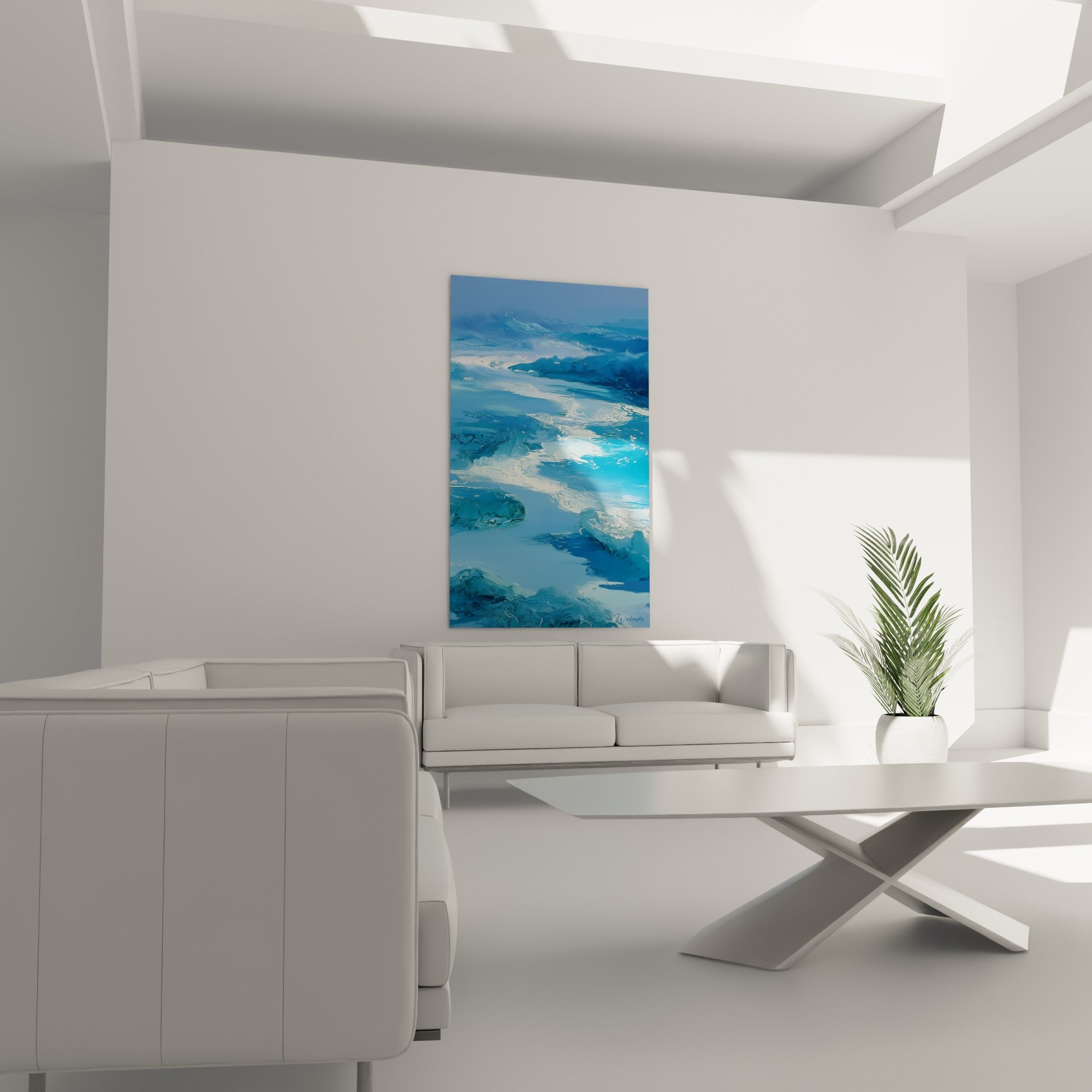 Mouvement d'eau turquoise et sillons blancs texturés, disposés au-dessus d'un canapé dans un salon lumineux