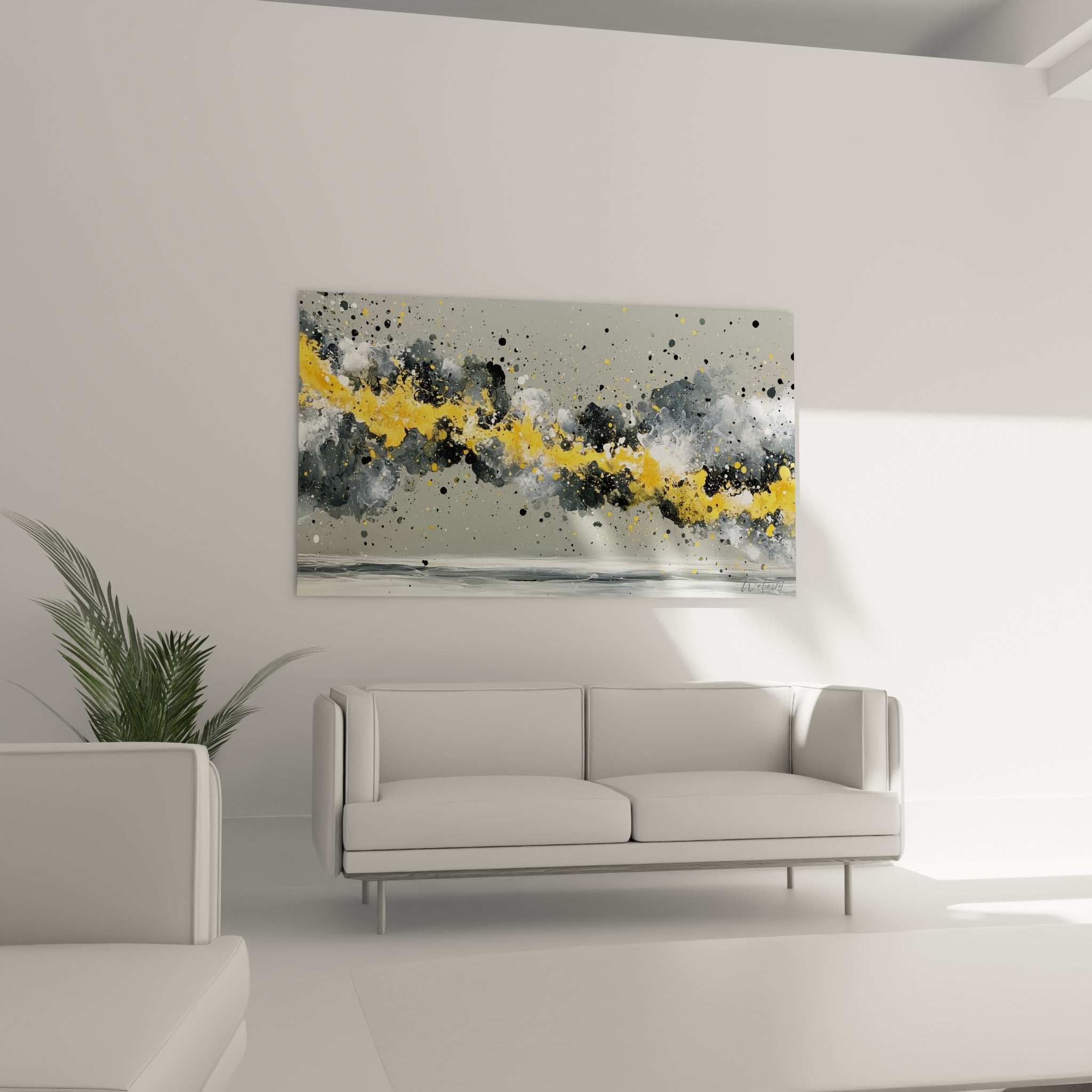 Nuée dorée et grise du style Peinture abstrait, au-dessus d'un canapé dans un salon lumineux