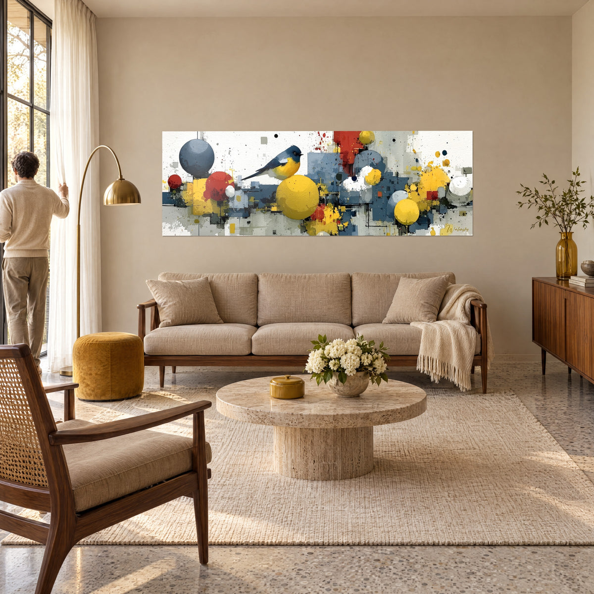Tableau mésange à ventre jaune perchée sur une sphère, fond bleu ardoise et rouge, au-dessus d'un canapé dans un salon lumineux