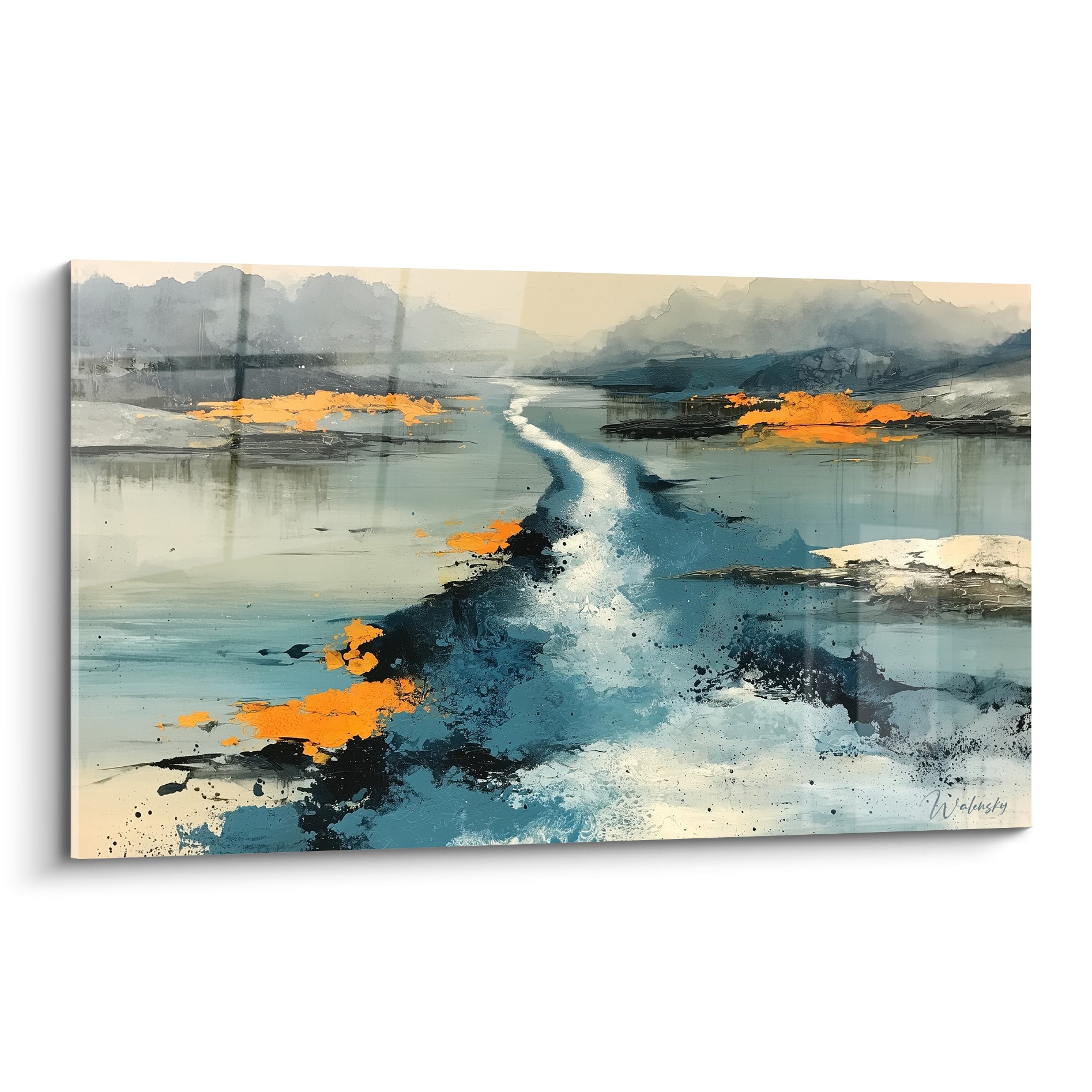 Rivière bleu pétrole traversée d'éclats orange sur fond brumeux gris et beige, style peinture abstrait