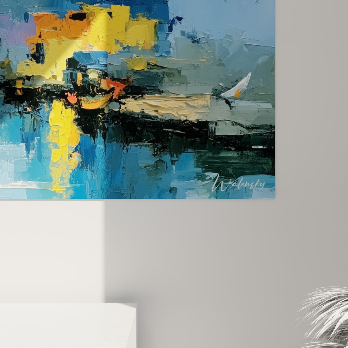 Empâtements épais mêlant bleu marine, orangé vif et jaune safran, matière du couteau visible en surface